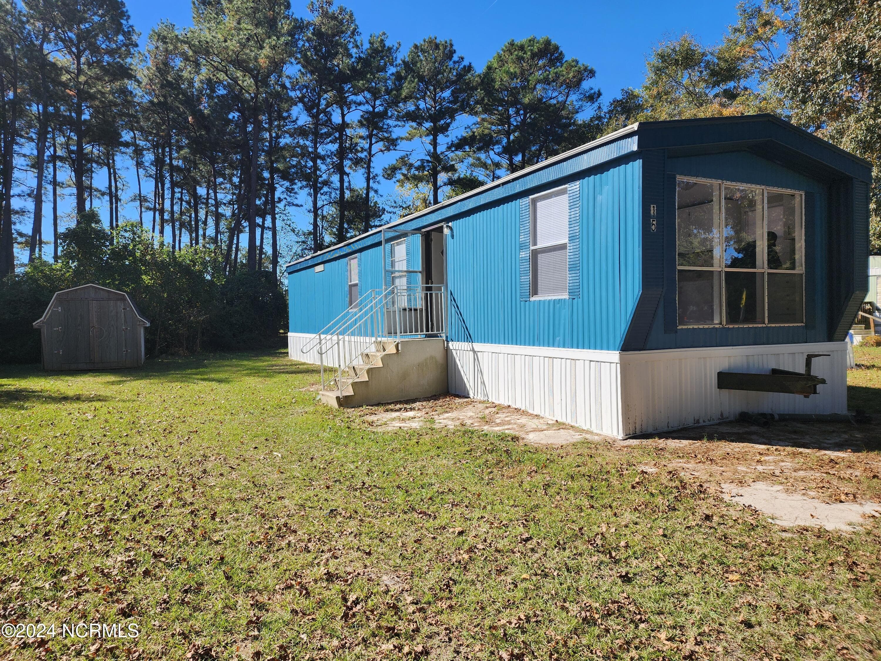 15 Marlette Street, Hubert, NC 28539