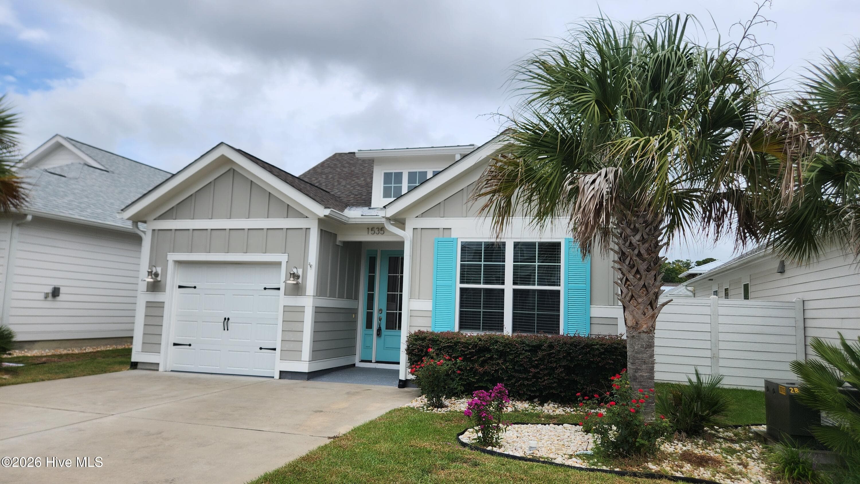 Single Family Residence at 1535 Harbour Place Drive, Calabash, NC 28467, photo 5 of 71