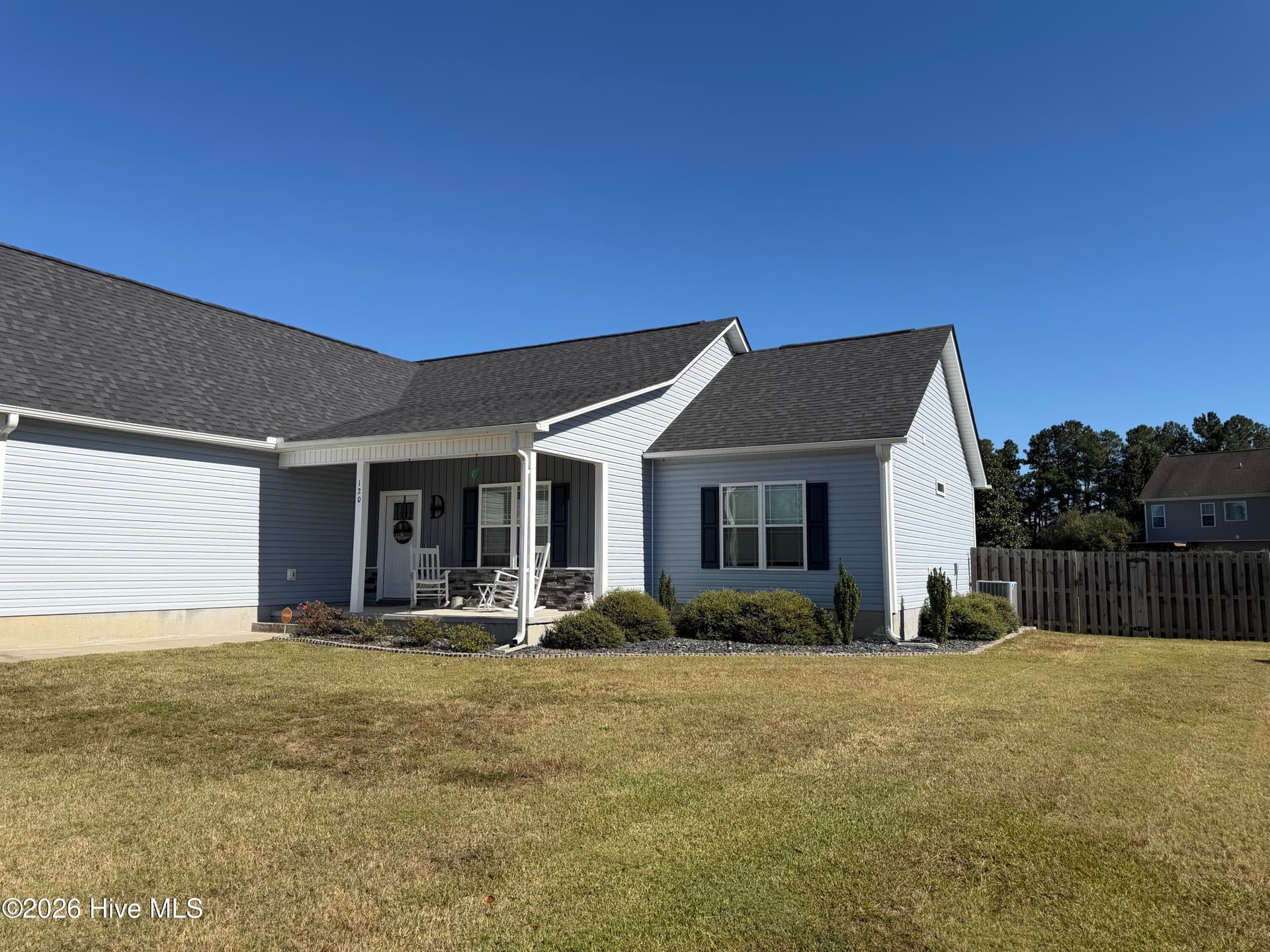 Single Family Residence at 120 Pembury Way, Richlands, NC 28574, photo 3 of 75