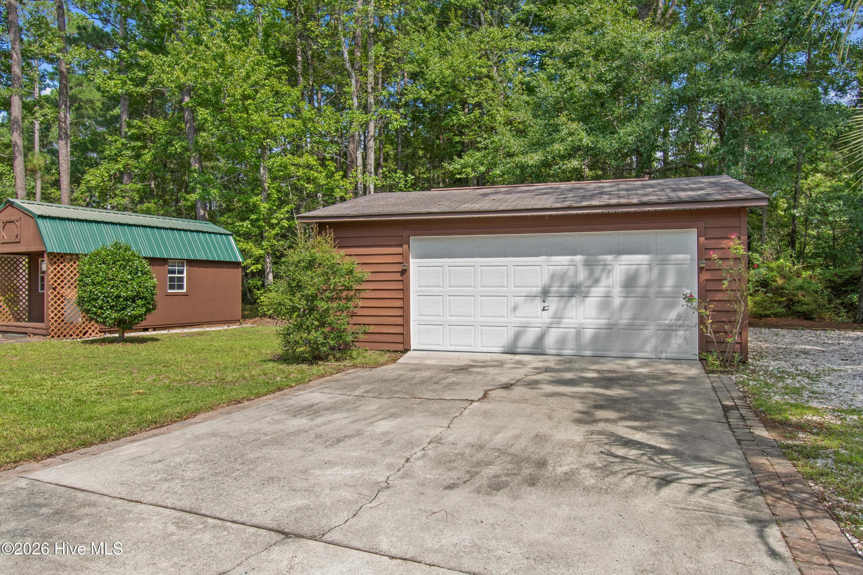 Detached Garage/Workshop - 227 Ocean Forest Drive NW, Calabash, NC 28467