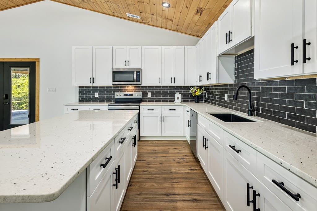 Single Family Residence at 342 Hunter Ridge, Murphy, NC 28906, photo 15 of 82