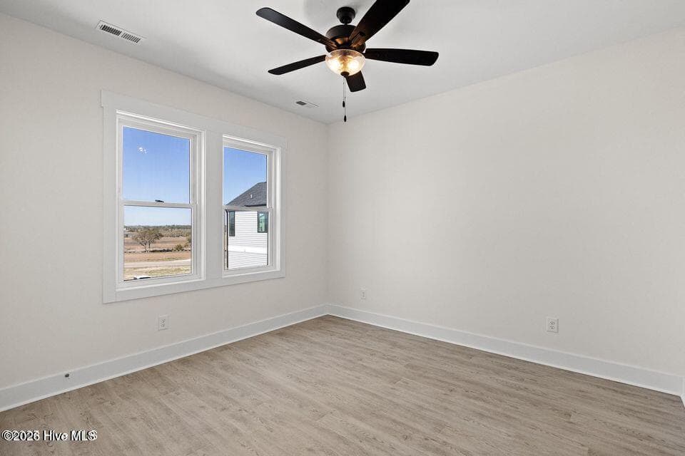 Townhouse at 124 Shell Road, Surf City, NC 28445, photo 18 of 33