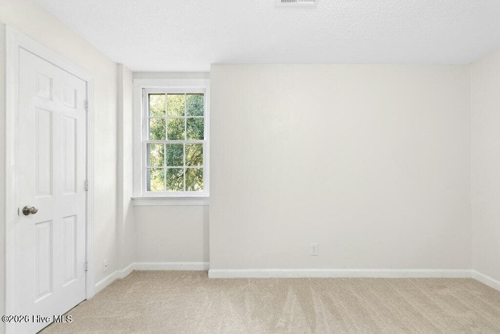 Single Family Residence at 1215 S Crescent Drive, Smithfield, NC 27577, photo 31 of 38