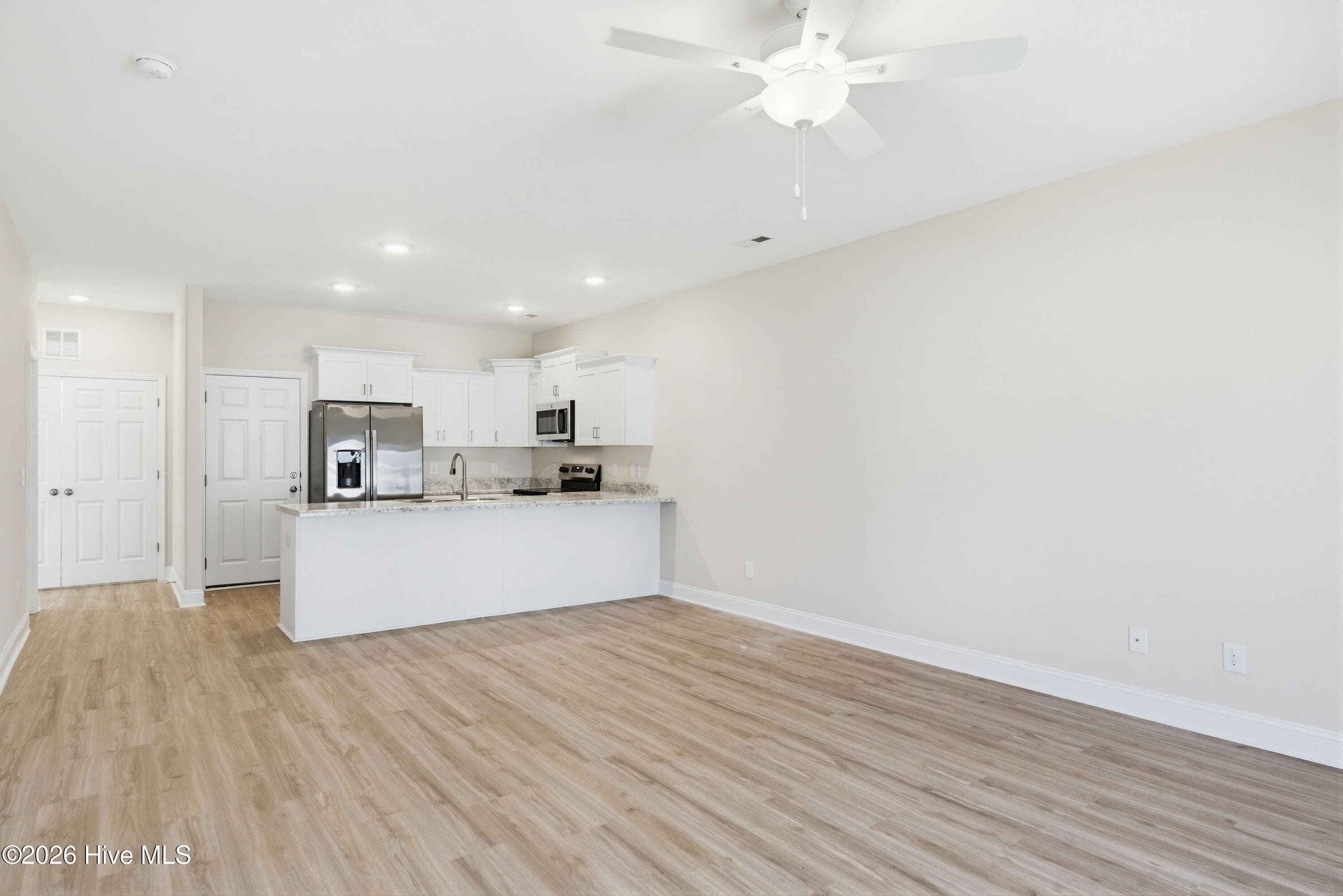 Townhouse at 210 Sandpiper Place, Holly Ridge, NC 28445, photo 6 of 21