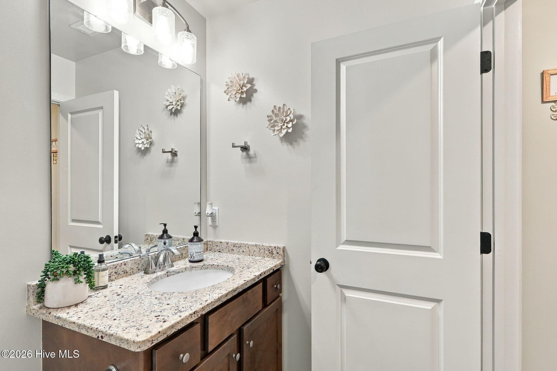 Single Family Residence at 822 Cooke Drive, Hubert, NC 28539, photo 28 of 68