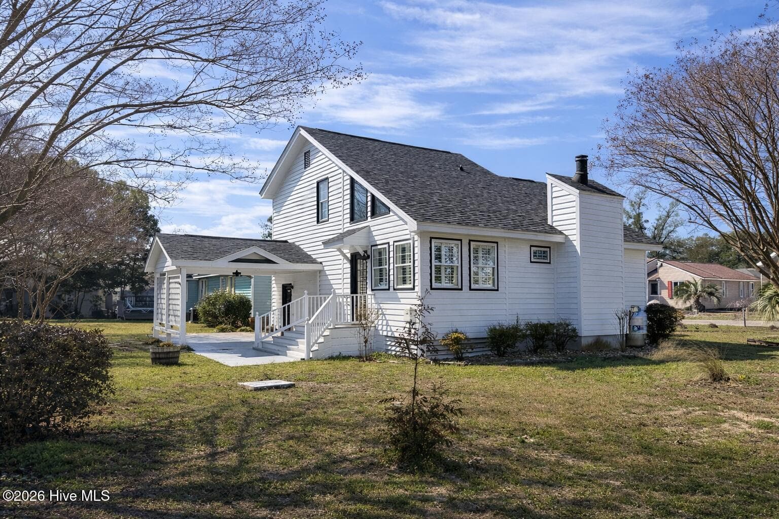 Single Family Residence at 1561 Shipwatch Lane SW, Ocean Isle Beach, NC 28469, photo 7 of 51