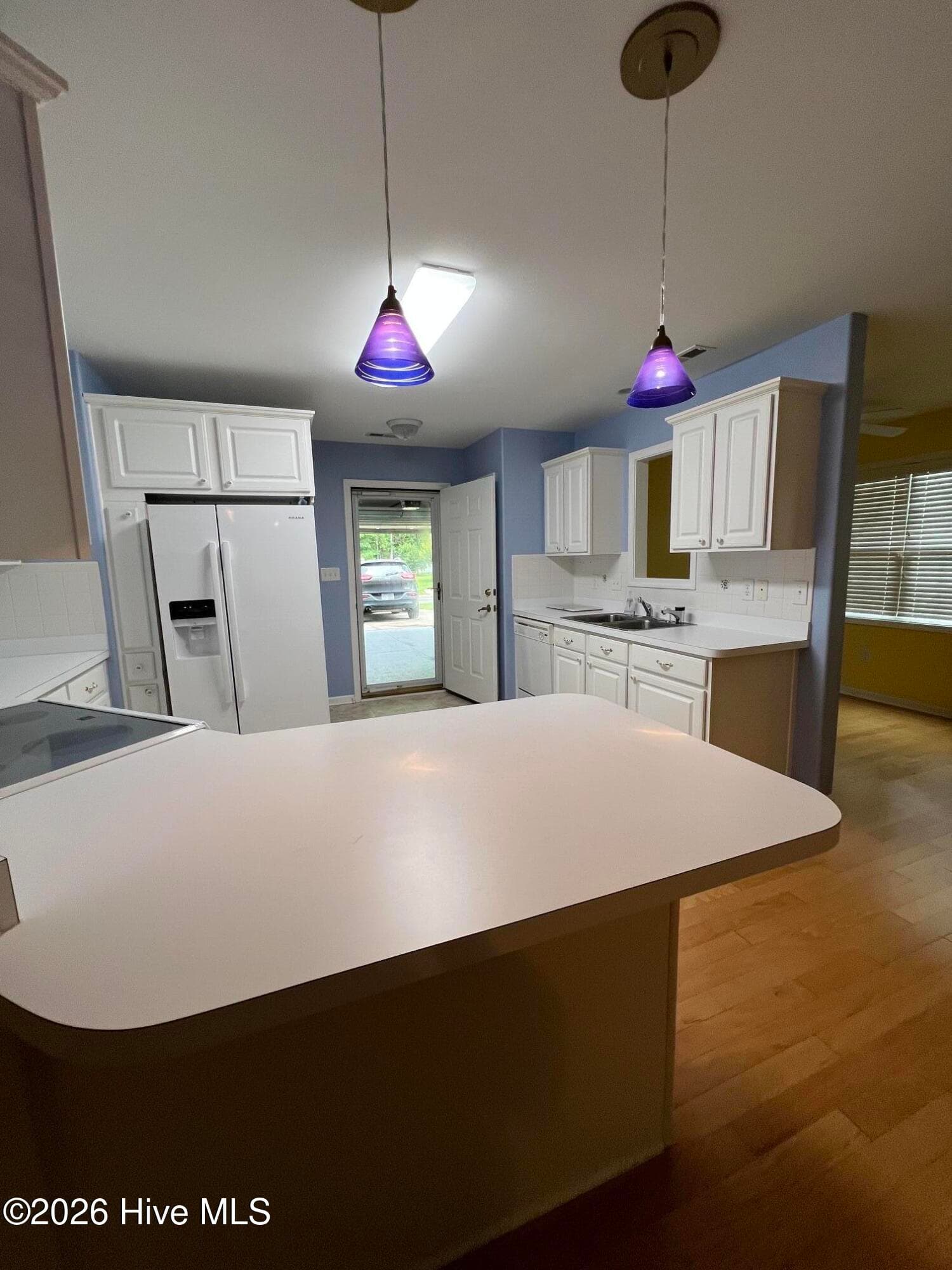 Condominium at 302 Jasmine S, Swansboro, NC 28584, photo 5 of 14