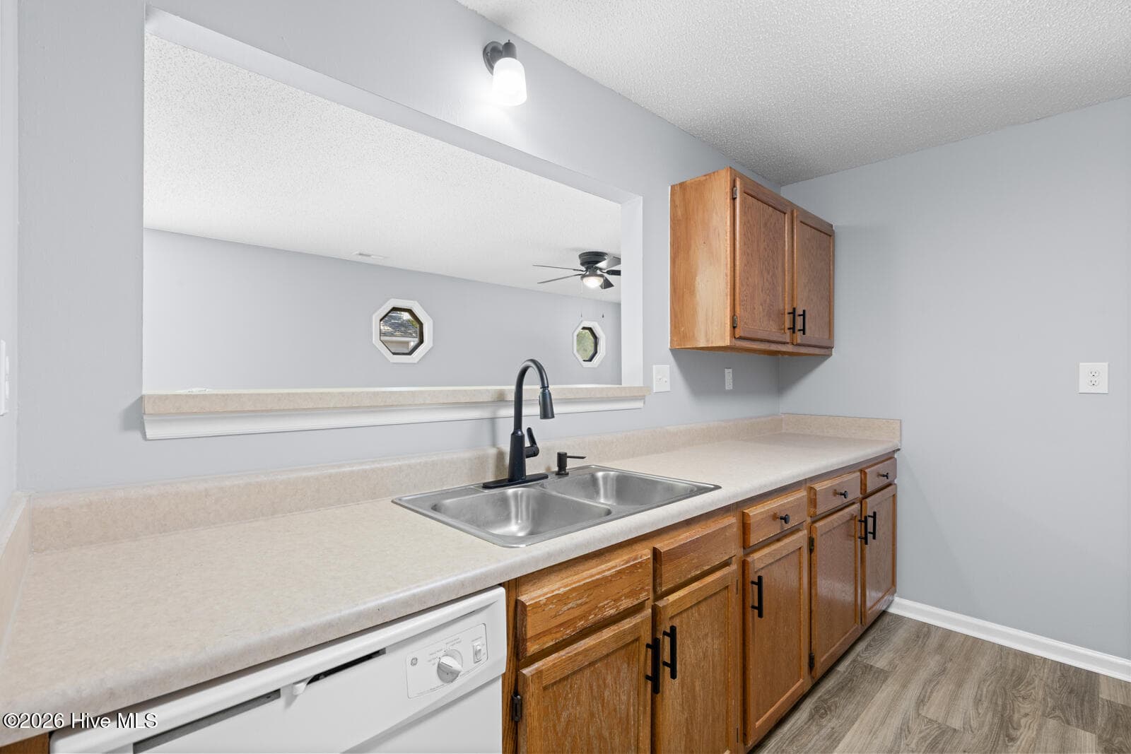 Single Family Residence at 1159 Pearl Court, Jacksonville, NC 28540, photo 11 of 27