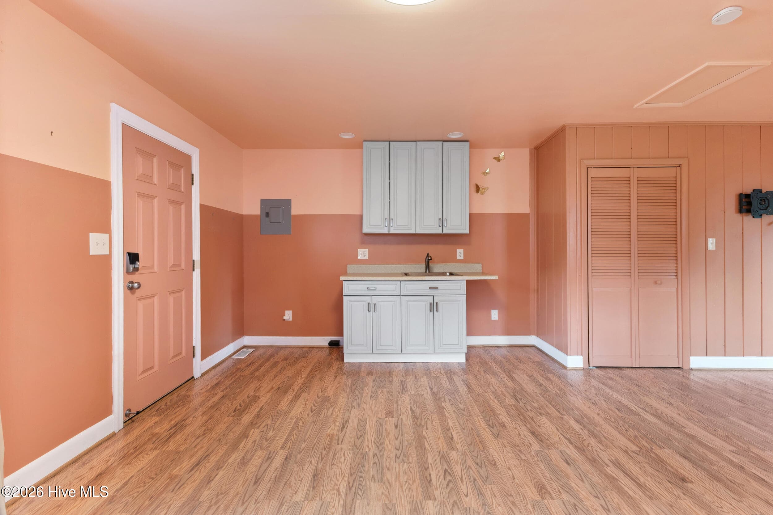 Single Family Residence at 4109 Peachtree Avenue, Wilmington, NC 28403, photo 29 of 50