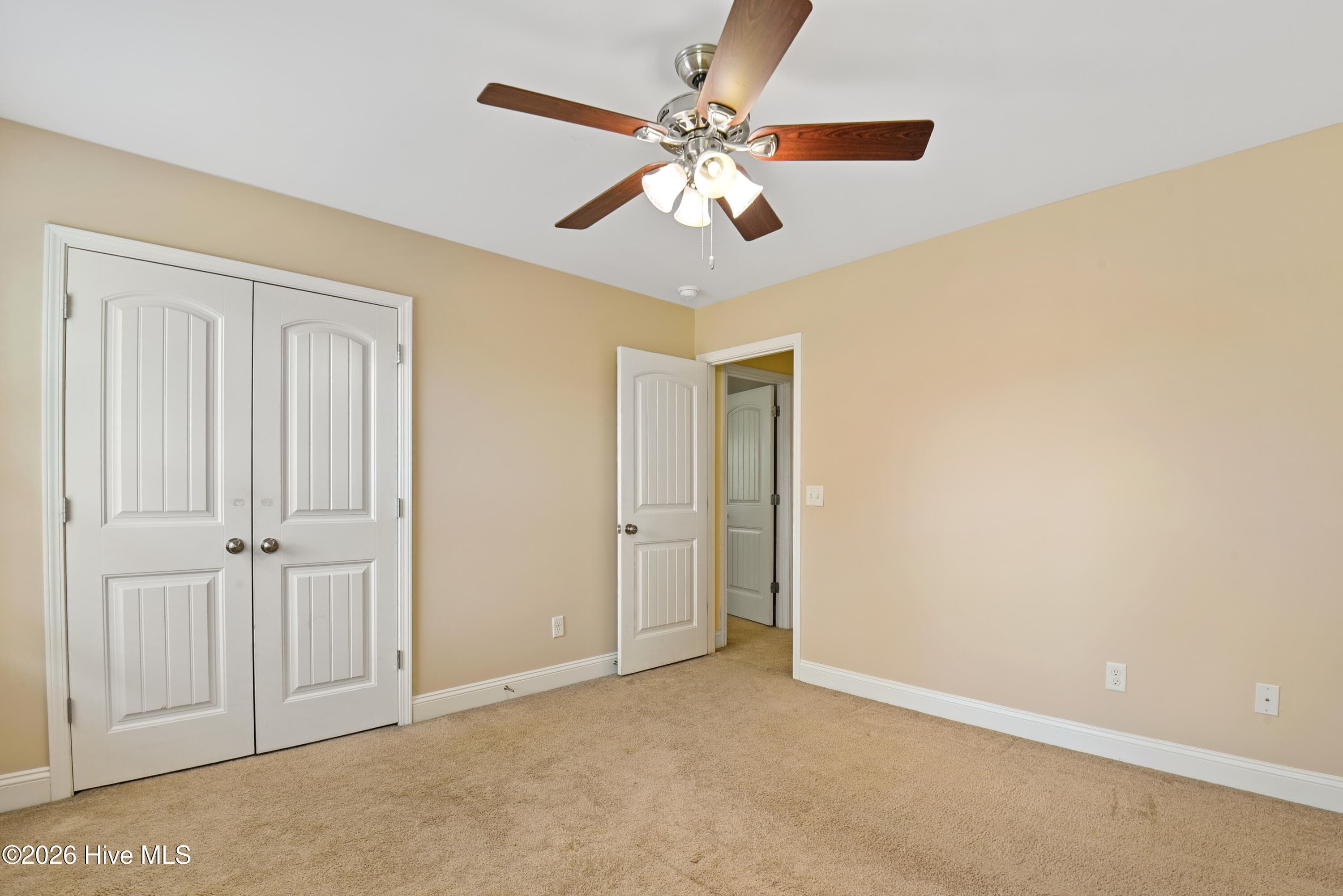 Single Family Residence at 143 Cornel Lane, Hampstead, NC 28443, photo 25 of 38