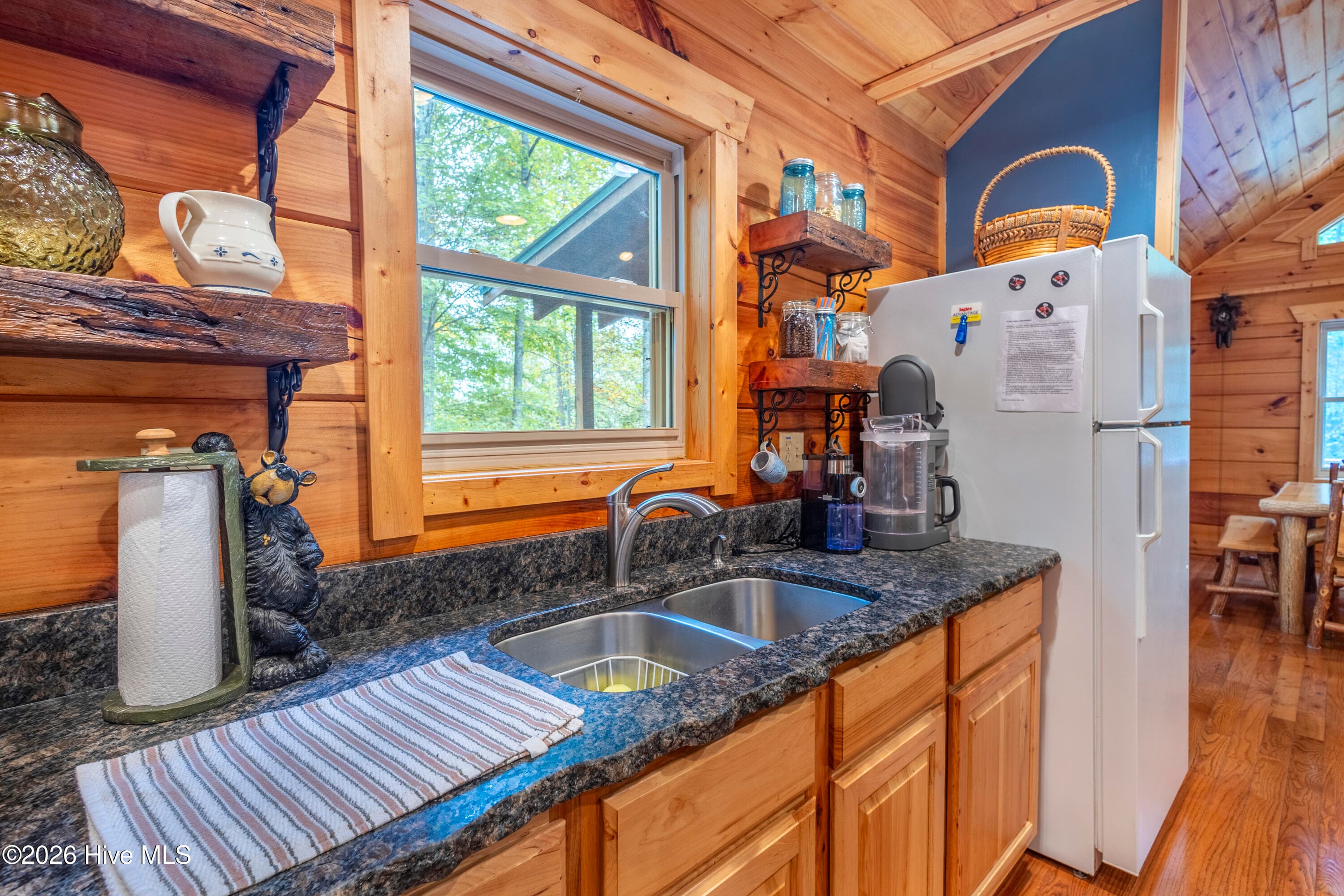 Single Family Residence at 615 Valley View Heights Lane, Andrews, NC 28901, photo 12 of 67