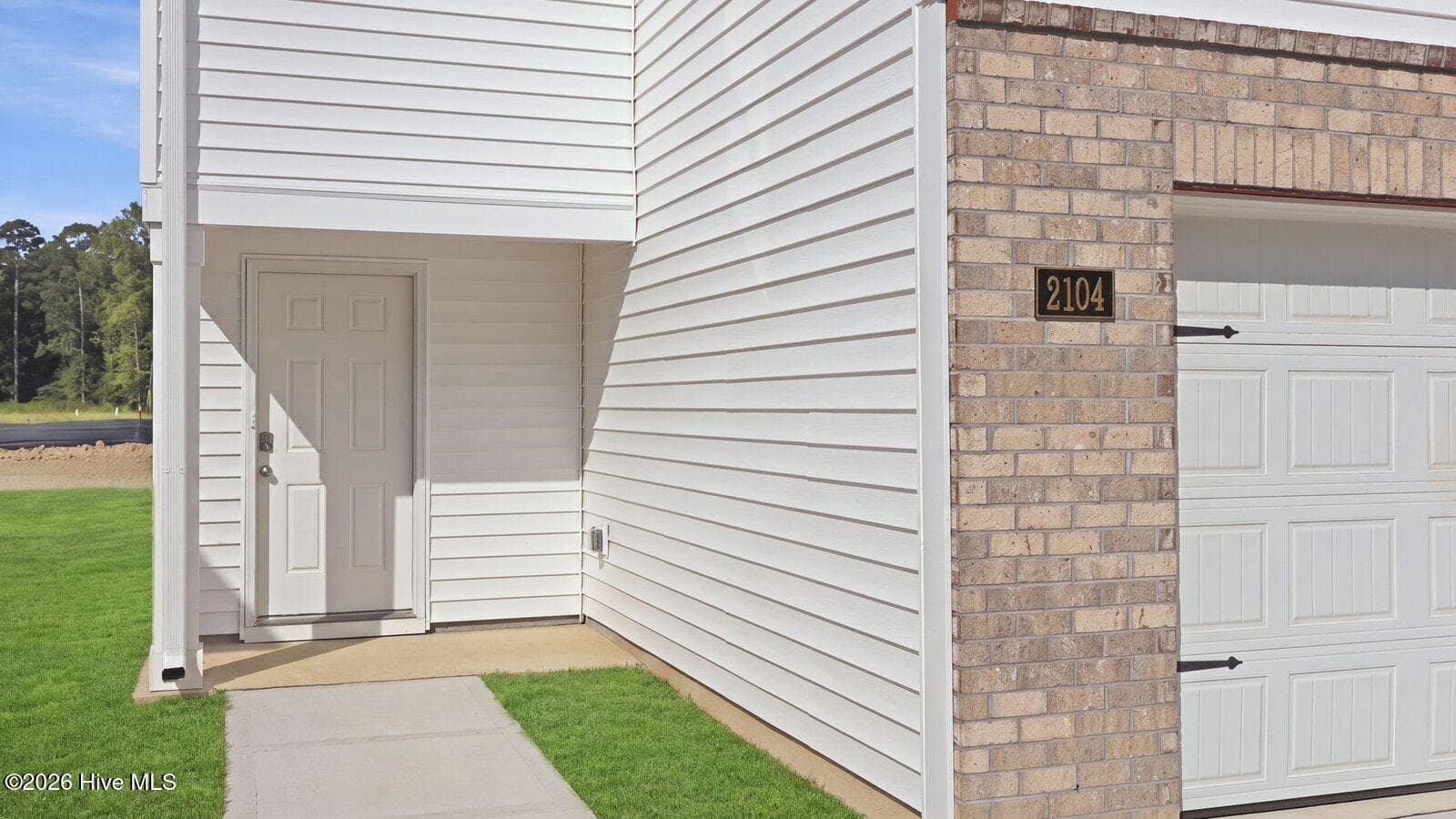 Single Family Residence at 2104 Montalvan Drive, Greenville, NC 27834, photo 10 of 47