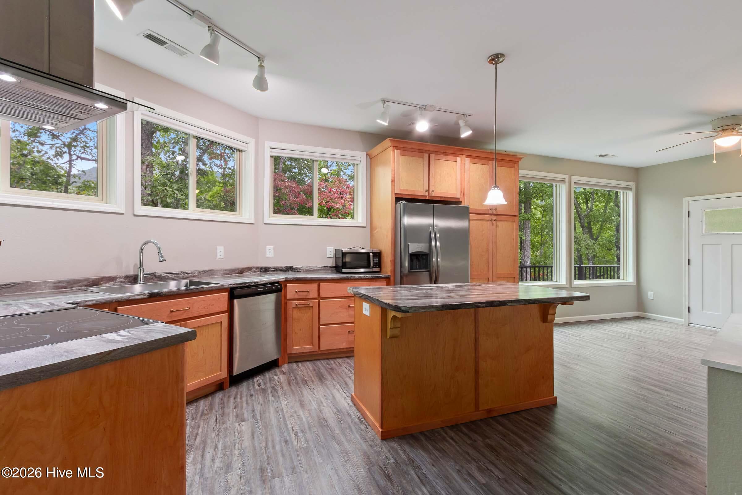 Single Family Residence at 315 Peachtree Mountain Estates Road, Murphy, NC 28906, photo 26 of 51