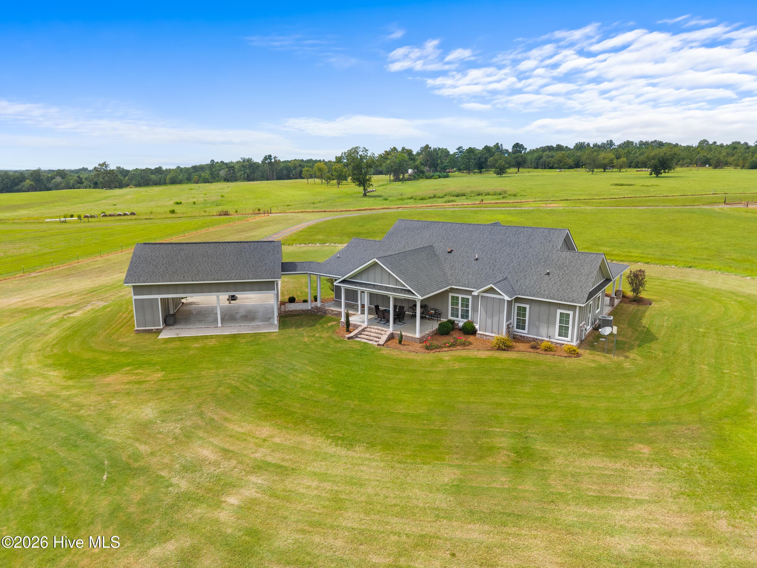 Single Family Residence at 3964 GA Hwy 17 S, Millen, GA 30442, photo 11 of 56