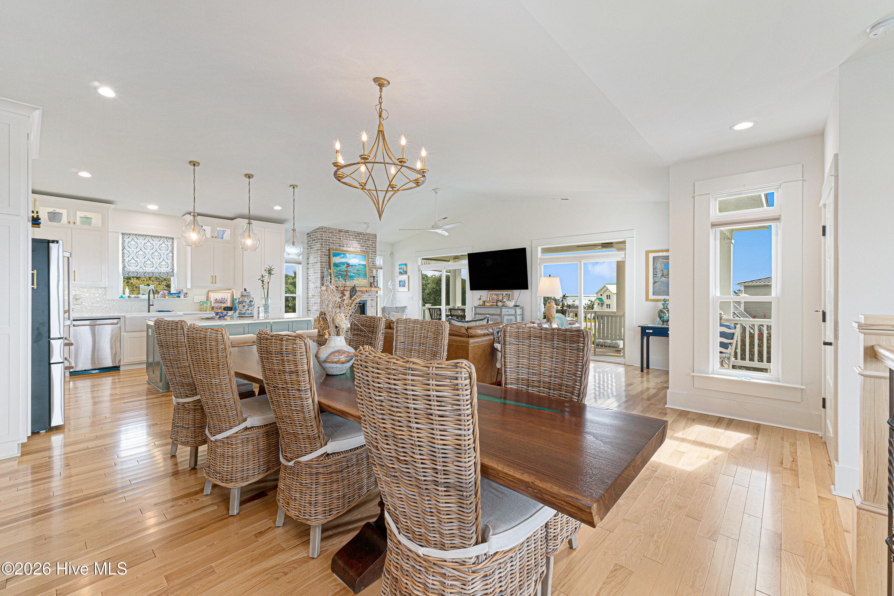 Single Family Residence at 2616 Lennoxville Road, Beaufort, NC 28516, photo 17 of 92