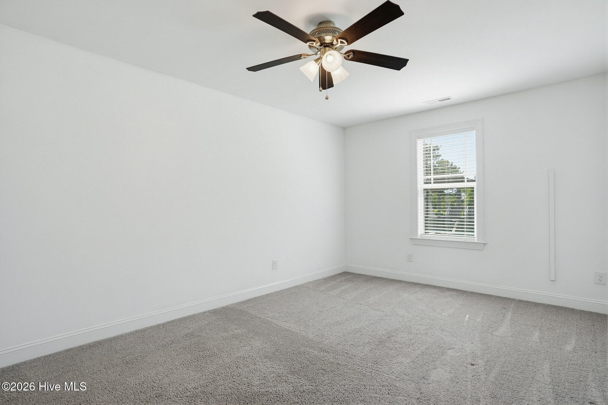Single Family Residence at 211 Derby Downs Drive, Sneads Ferry, NC 28460, photo 32 of 61