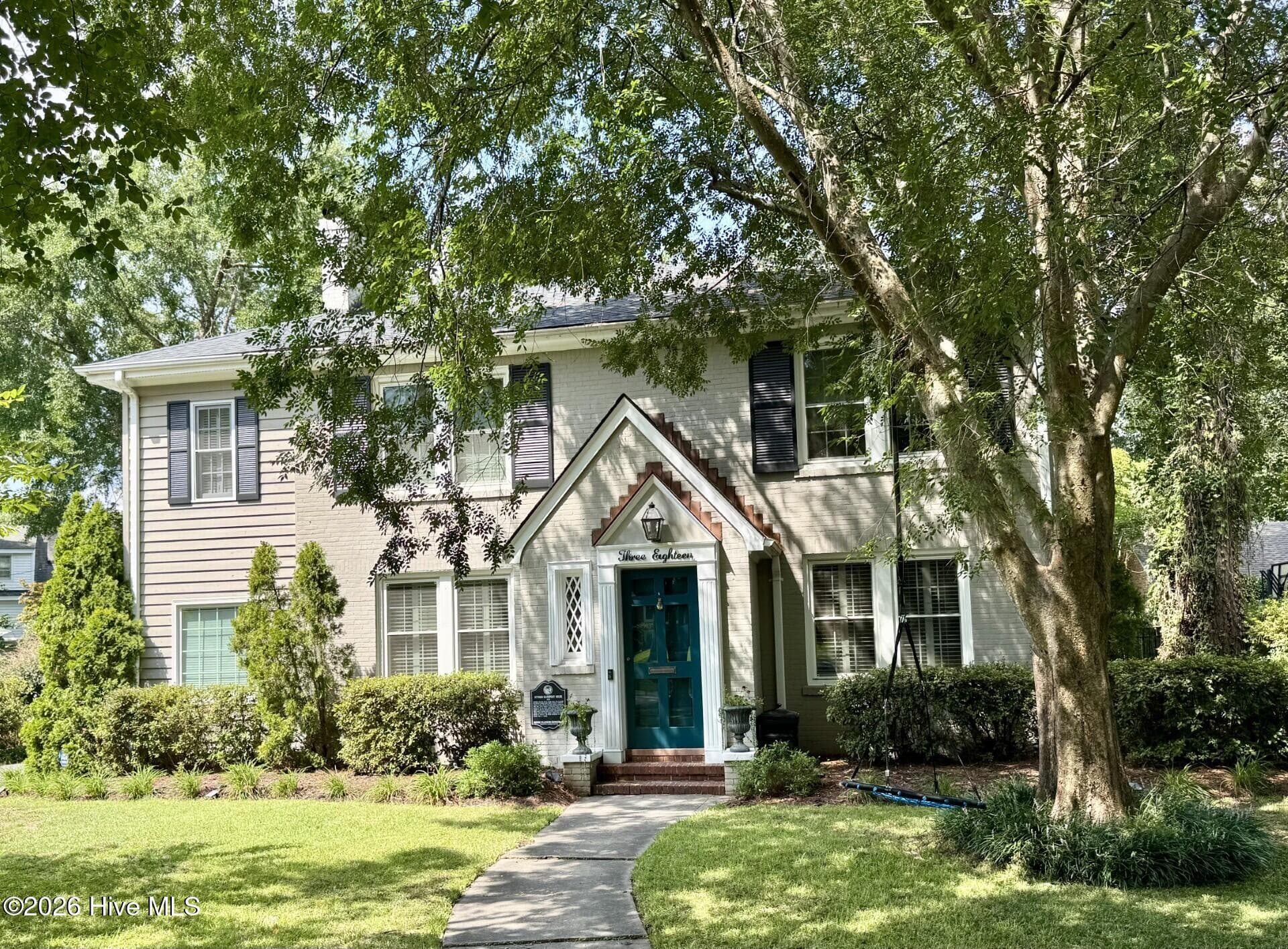 Single Family Residence at 318 Colonial Drive, Wilmington, NC 28403, photo 24 of 74