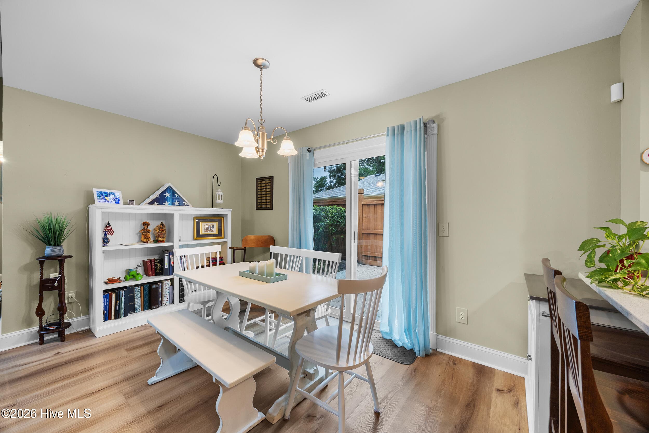 Single Family Residence at 1304 Two Mile Circle E, Wilmington, NC 28405, photo 17 of 53