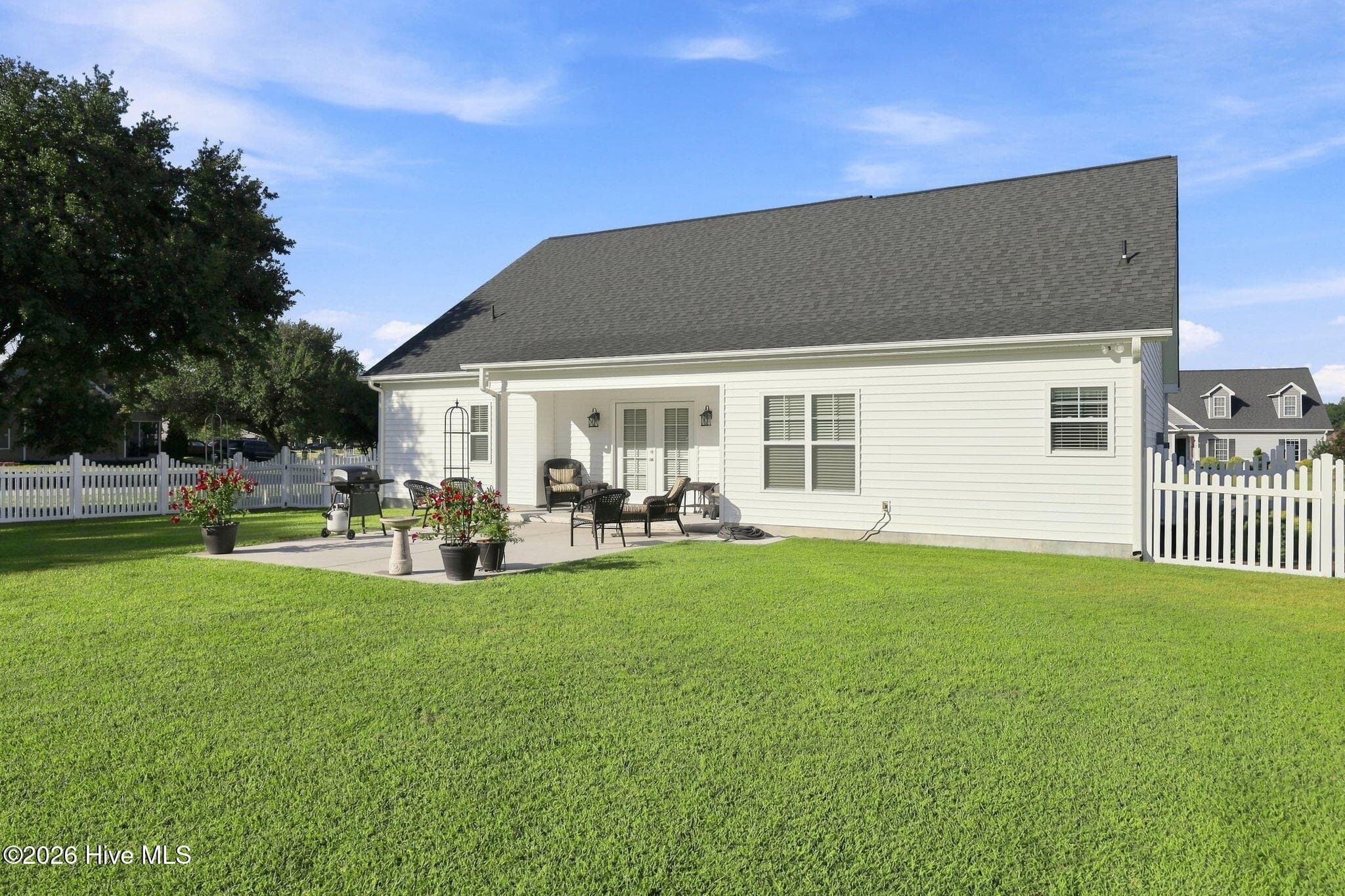 Single Family Residence at 201 Asheberne Drive, Washington, NC 27889, photo 11 of 53