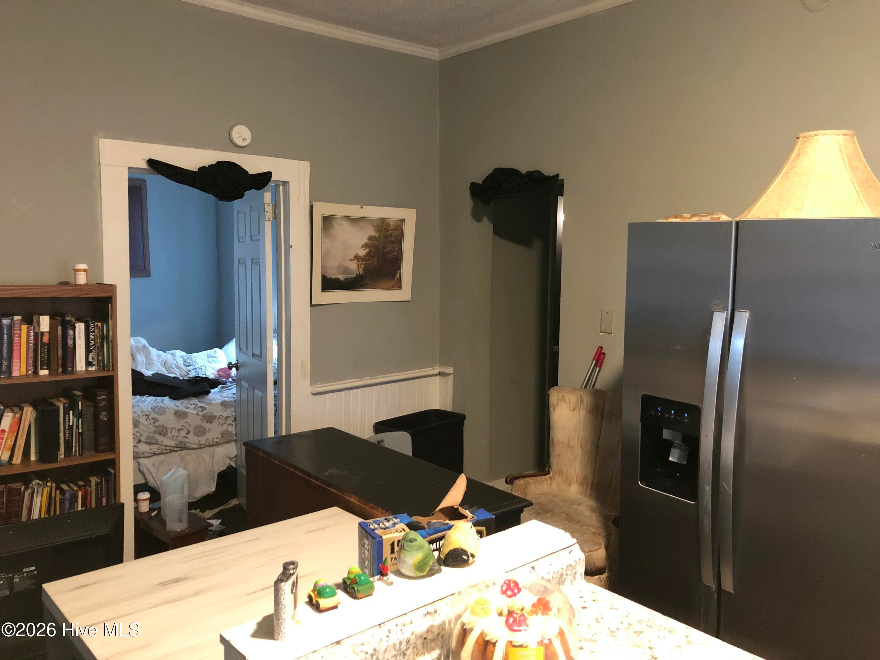 Single Family Residence at 102 S 11th Street, Wilmington, NC 28401, photo 6 of 12