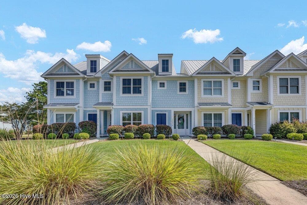 Townhouse at 2276 Low Country Boulevard, Leland, NC 28451, photo 4 of 77