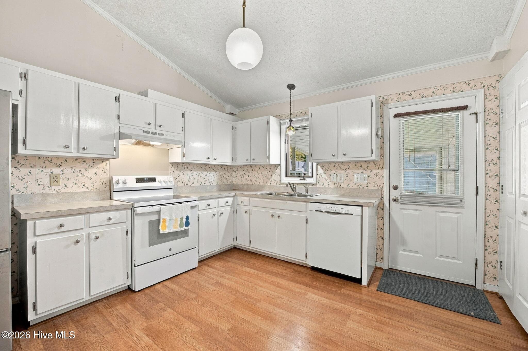 Single Family Residence at 1504 Princeton Lane A, New Bern, NC 28562, photo 13 of 41