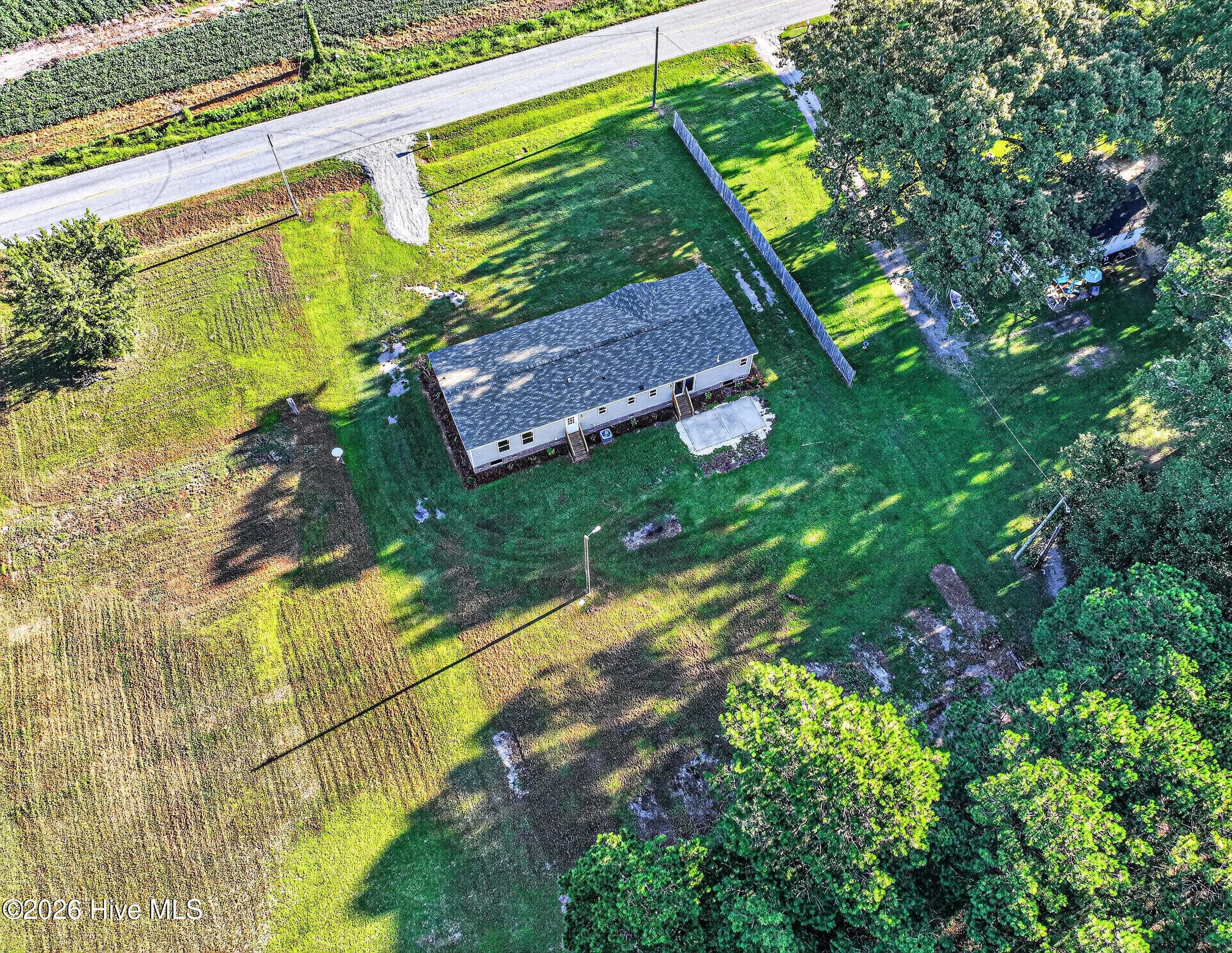 Manufactured Home at 1978 E Hanrahan Road, Ayden, NC 28513, photo 9 of 46