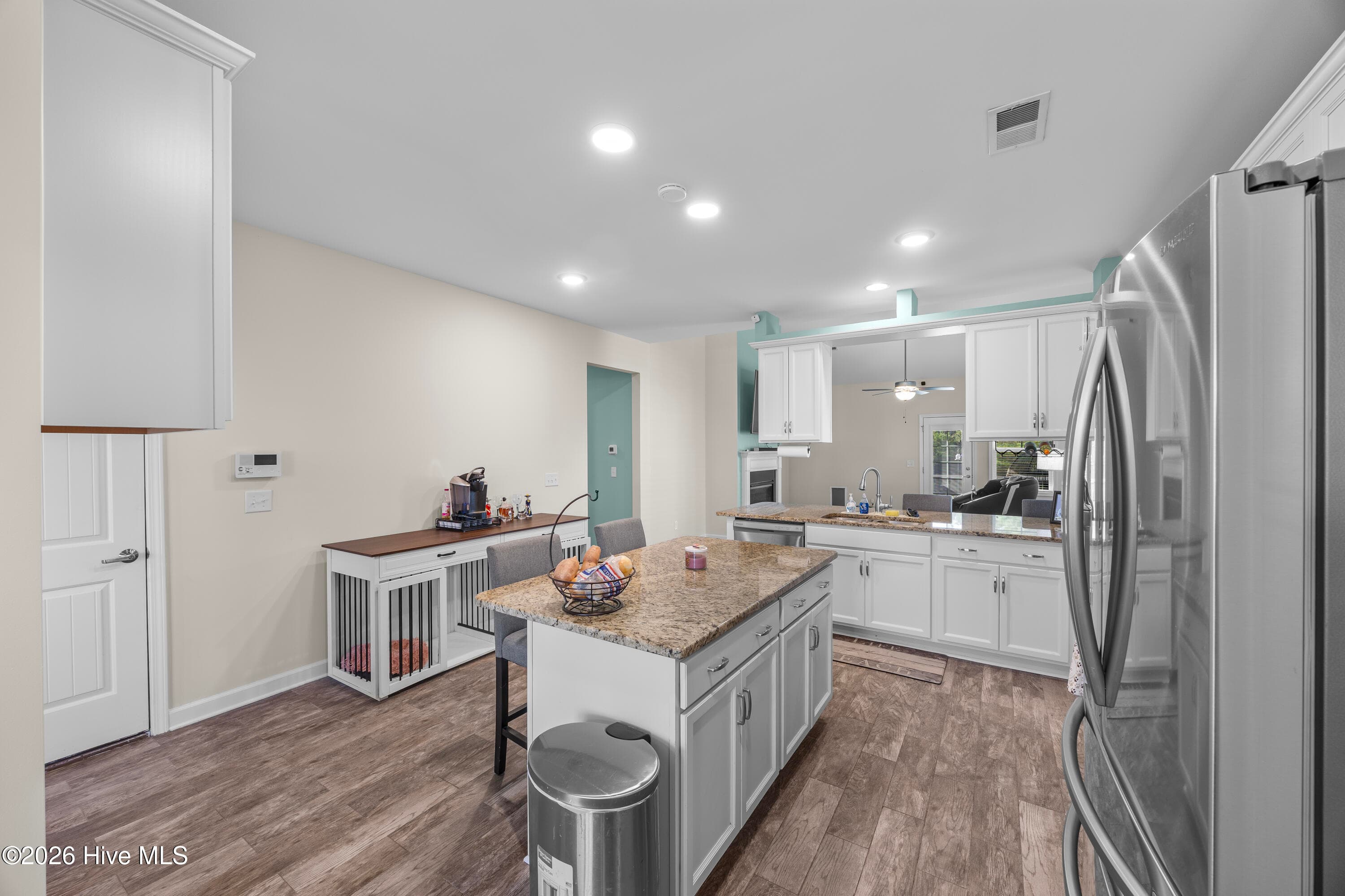 Single Family Residence at 2554 Longleaf Pine Circle, Leland, NC 28451, photo 14 of 71