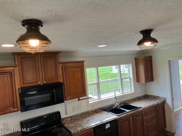 Manufactured Home at 229 Rhodes Pond Road, Four Oaks, NC 27524, photo 4 of 18