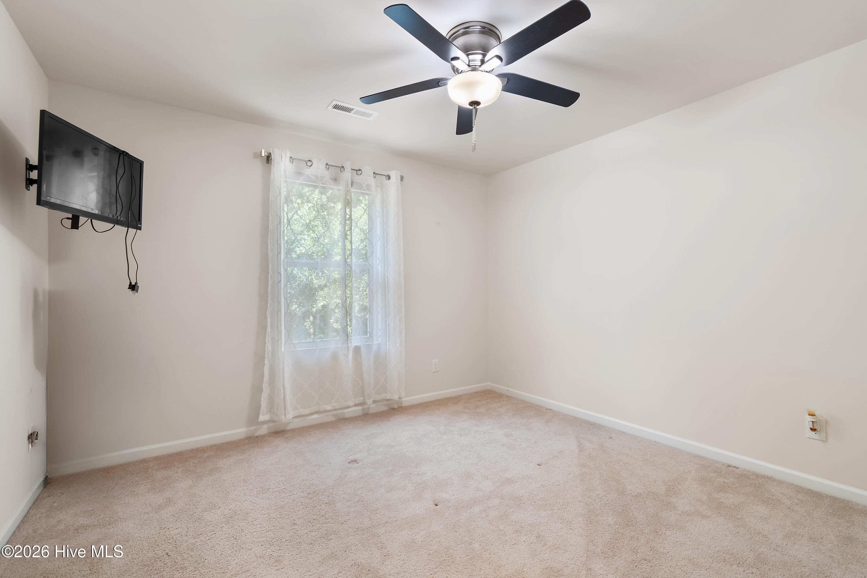 Single Family Residence at 35 Lighthouse Cove Loop, Carolina Shores, NC 28467, Carolina Shores, photo 35 of 54