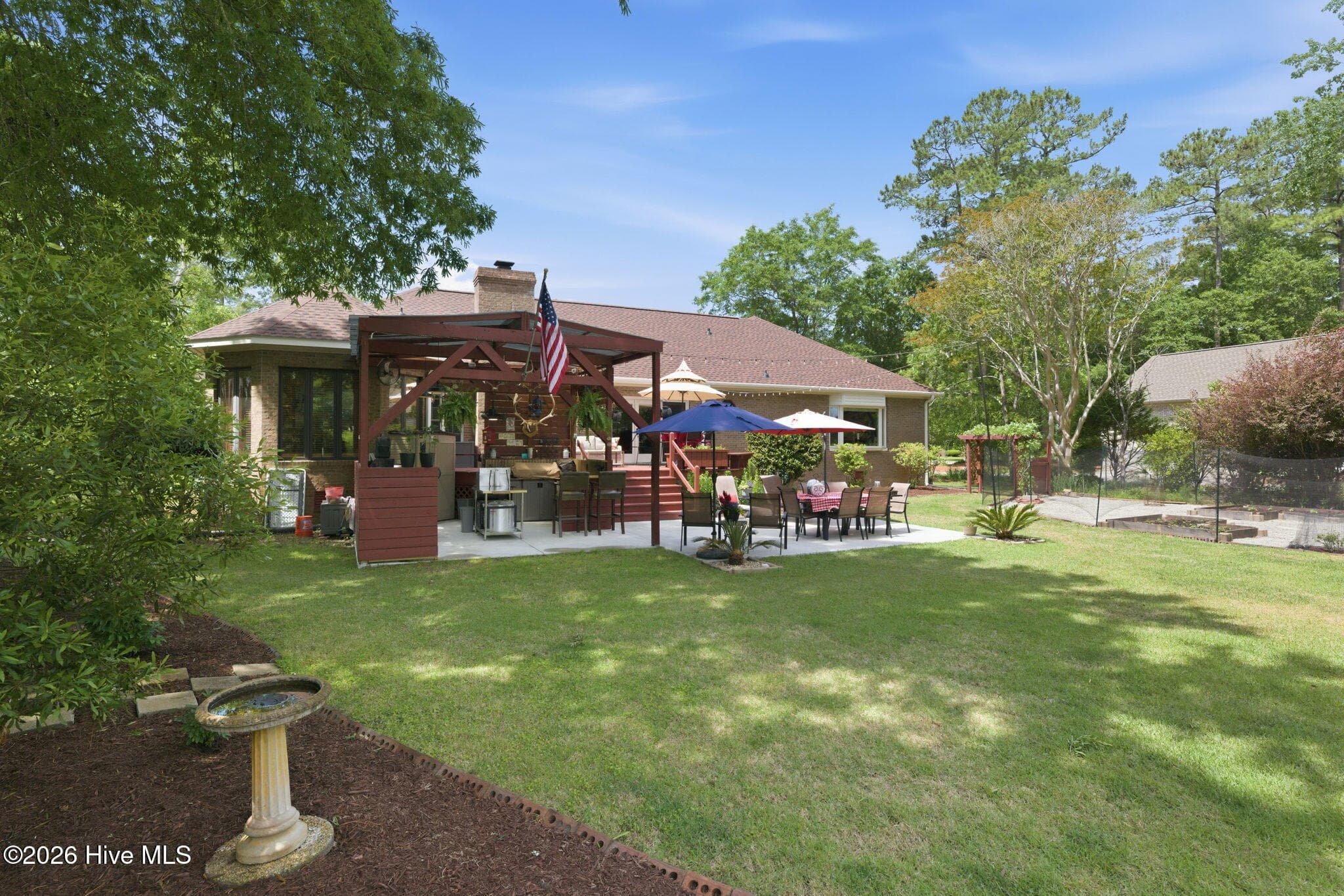 Single Family Residence at 1211 Pine Valley Drive, New Bern, NC 28562, photo 5 of 79