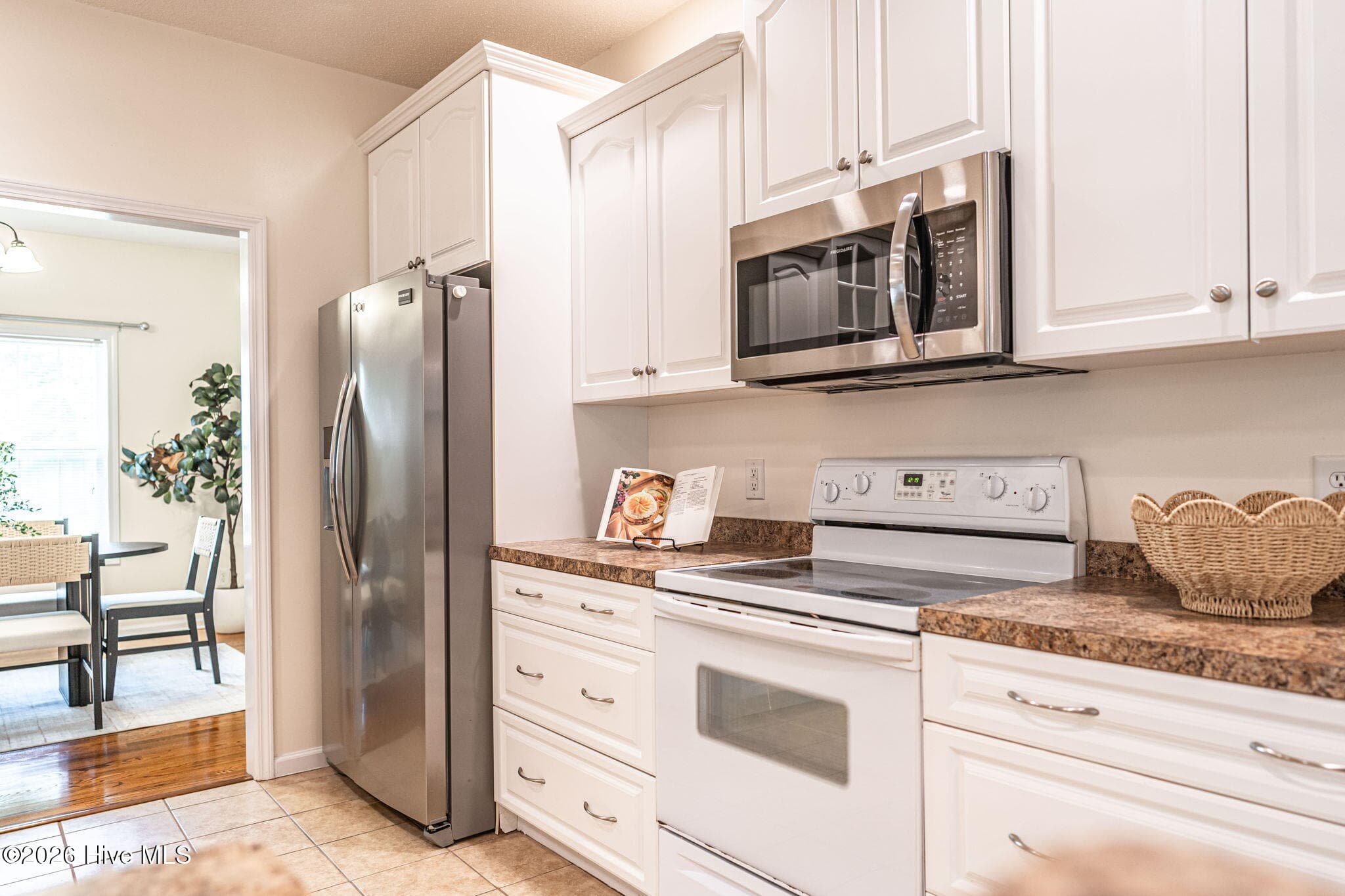 Single Family Residence at 2 Ice Court, Pinehurst, NC 28374, photo 5 of 30