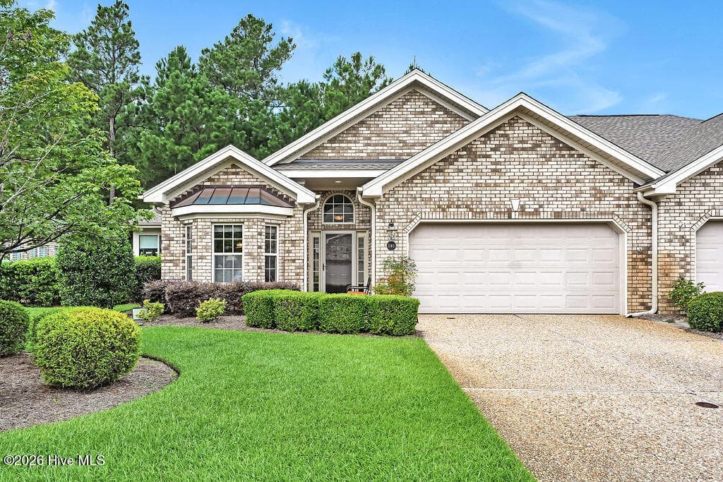 Townhouse at 1140 Lillibridge Drive, Leland, NC 28451