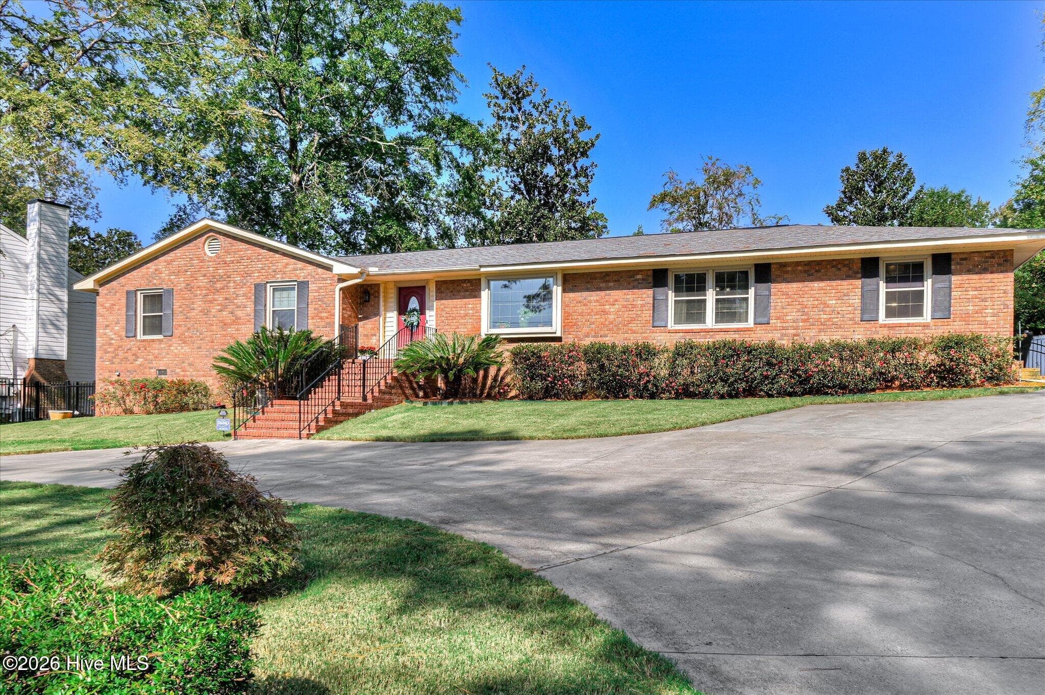 Single Family Residence at 3411 Kerry Place, Augusta, GA 30909, photo 2 of 57
