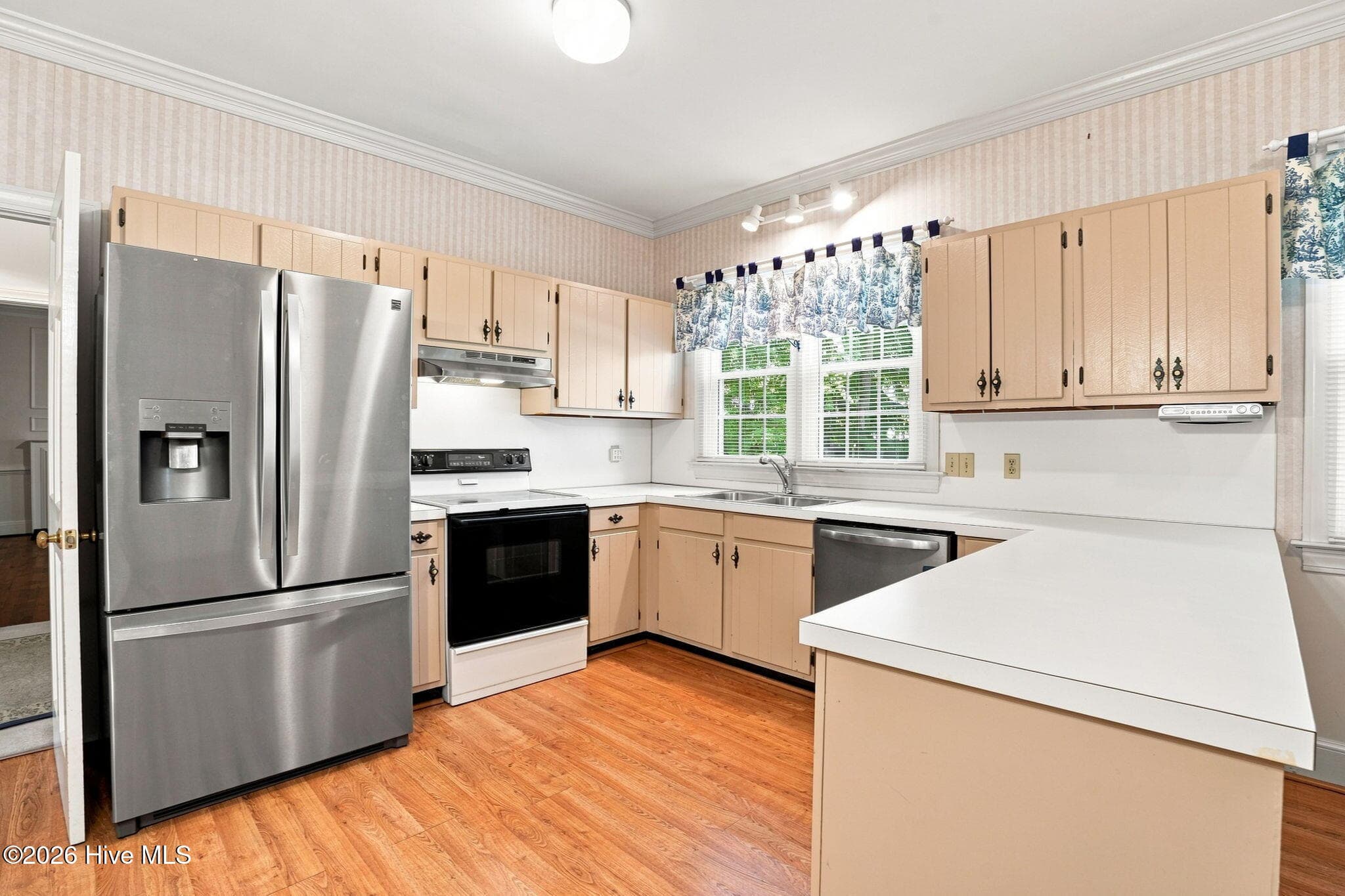 Single Family Residence at 1404 Canterbury Road, Tarboro, NC 27886, photo 28 of 57