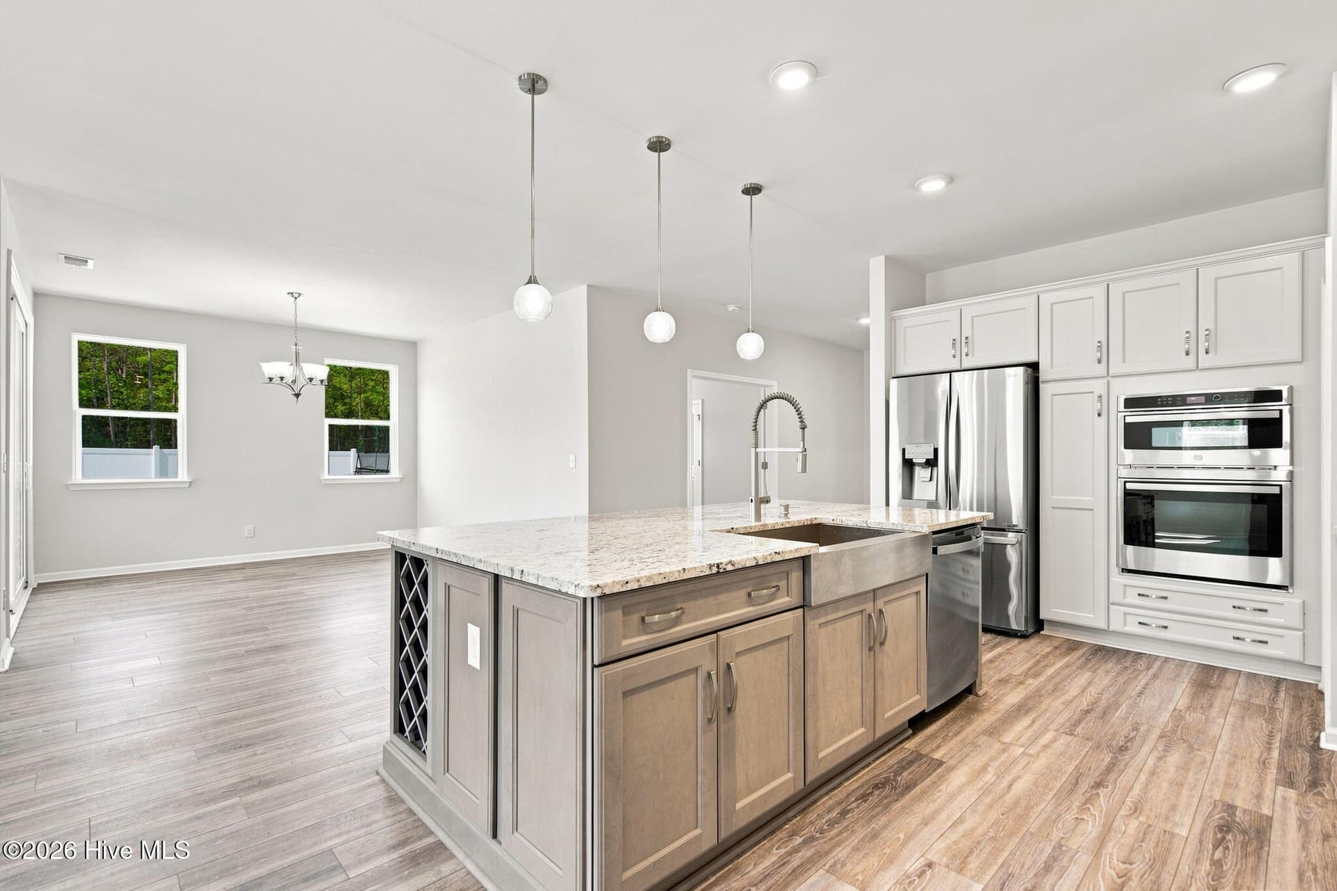 Single Family Residence at 609 Edgeside Drive SE, Bolivia, NC 28422, photo 10 of 67
