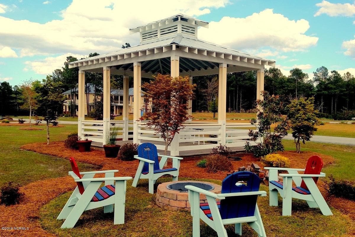 Gazebo and Firepit - 220 230 Golden Fern Lane, Minnesott Beach, NC 28510