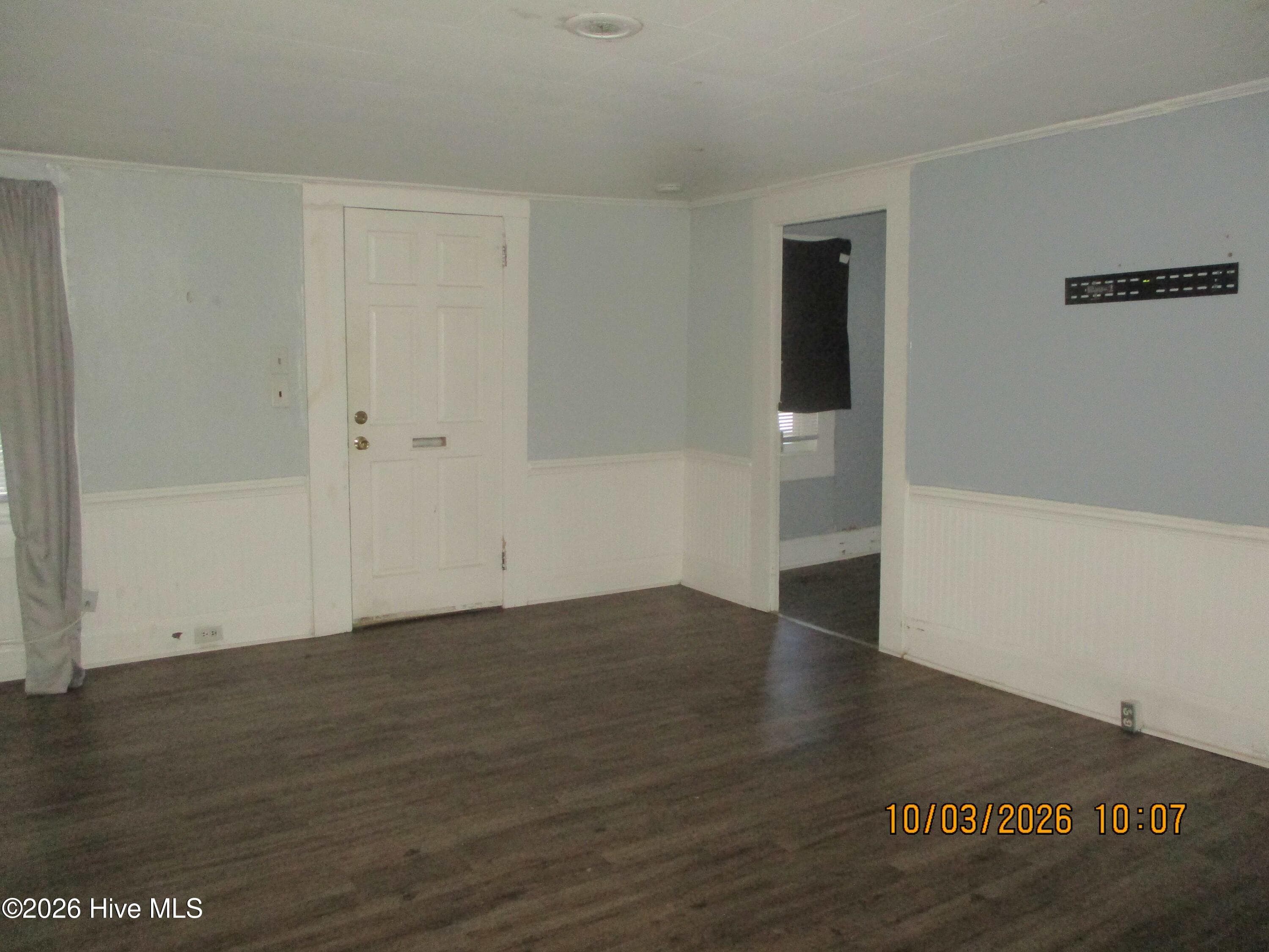 Living room - 516 Winstead Street N, Wilson, NC 27893