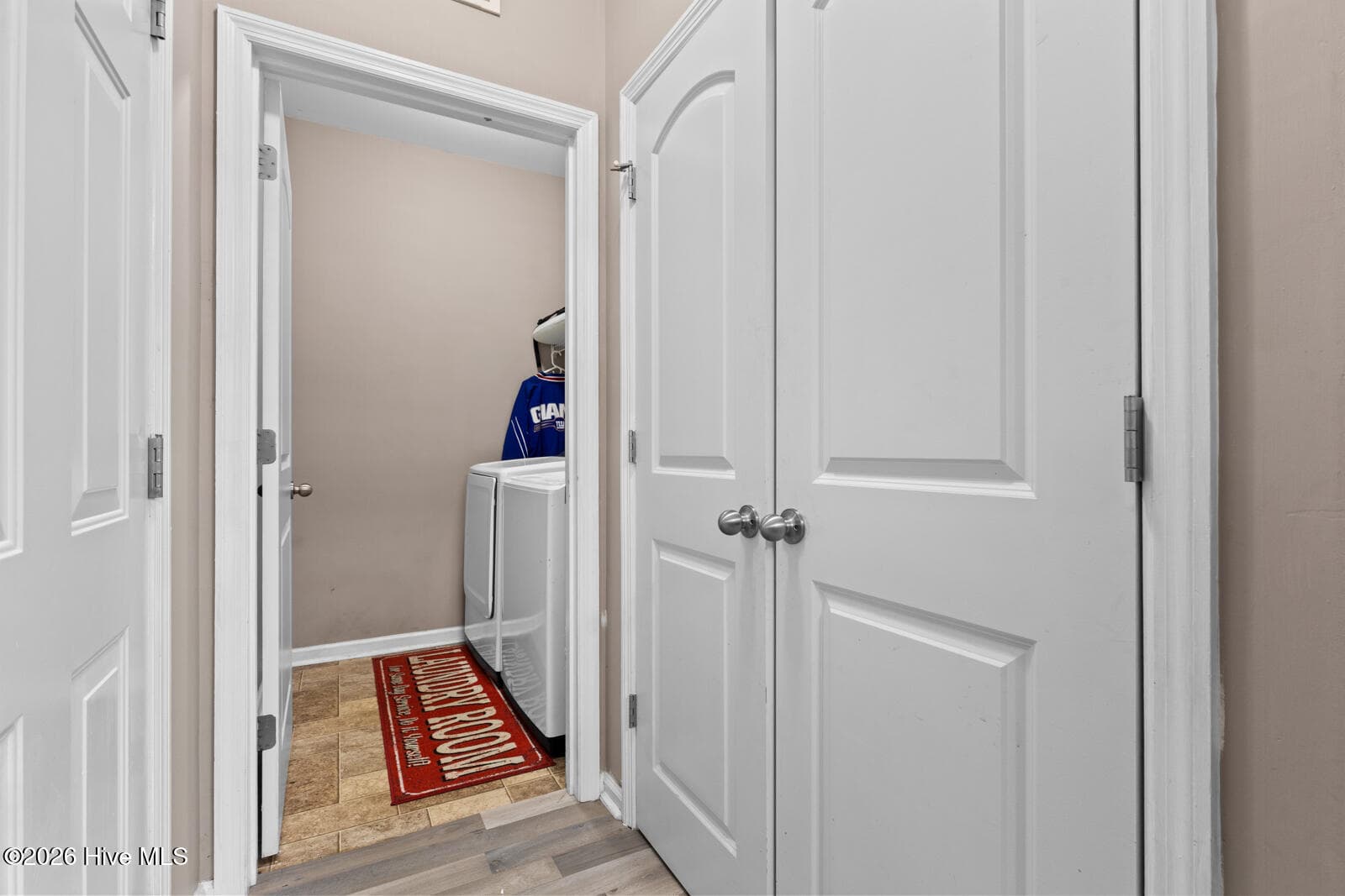 Single Family Residence at 219 Hidden Oaks Drive, Jacksonville, NC 28546, photo 14 of 29