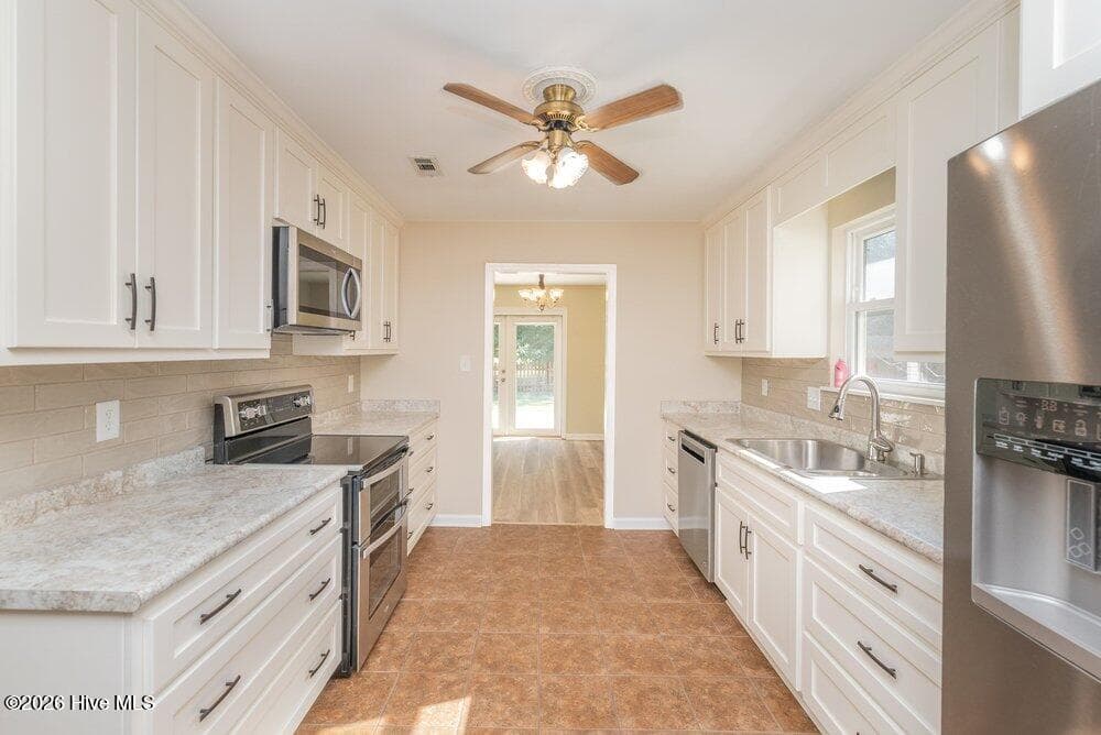 Single Family Residence at 4425 Goshen Lake Drive S, Augusta, GA 30906, photo 17 of 43