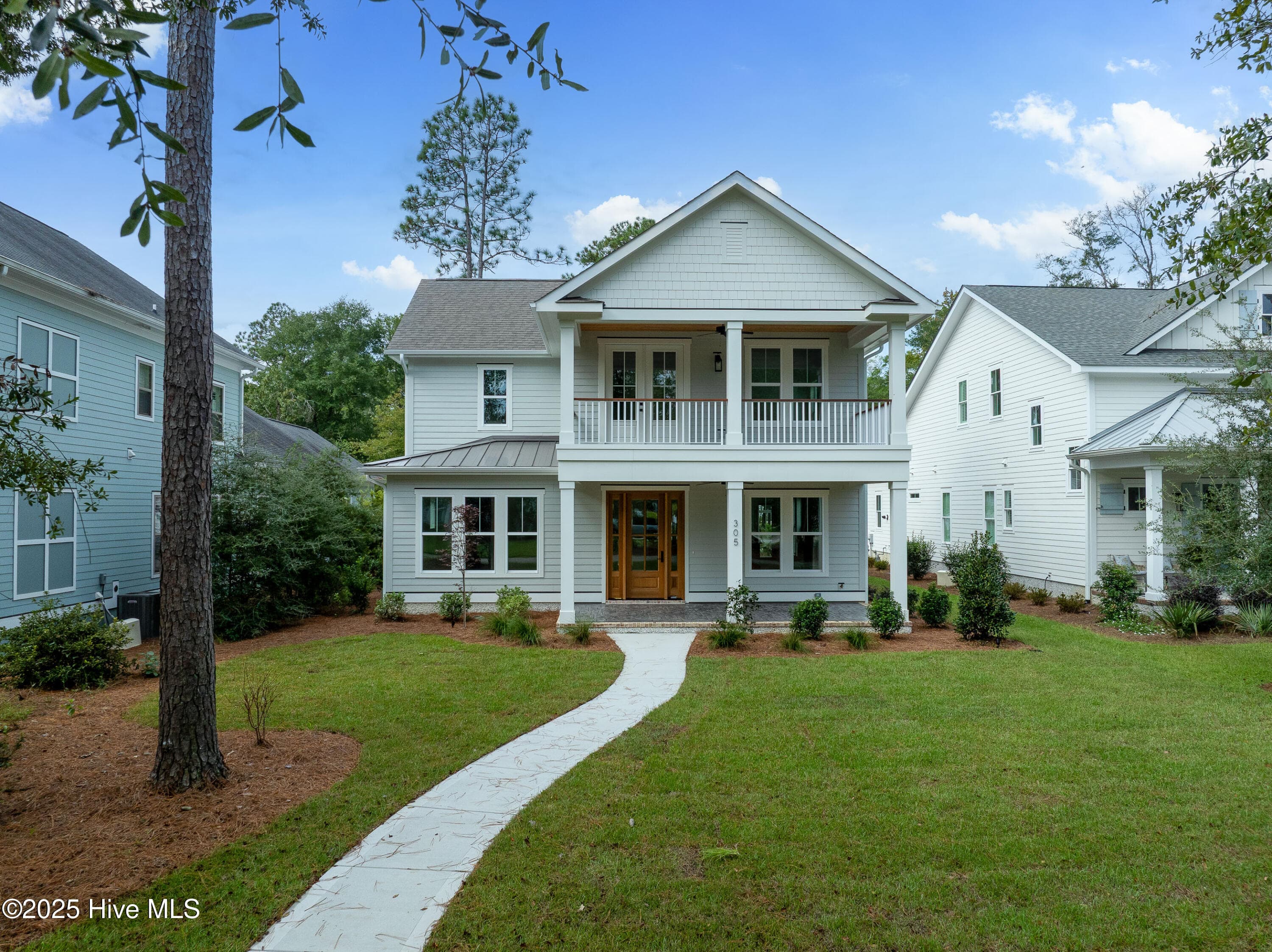 Single Family Residence at 305 Jenoa Drive, Castle Hayne, NC 28429