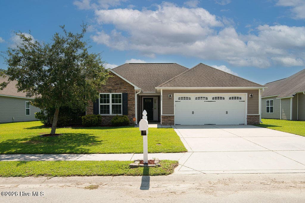 Single Family Residence at 837 Dynasty Drive, Jacksonville, NC 28546, photo 2 of 23