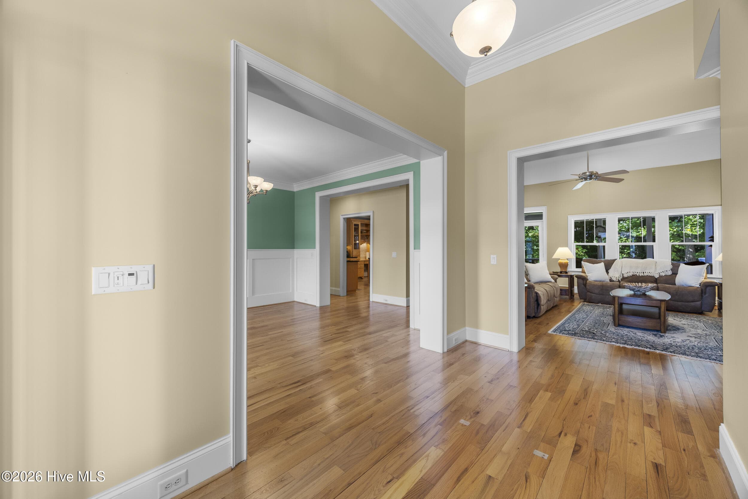 Single Family Residence at 8762 Ramsbury Way, Wilmington, NC 28411, photo 3 of 40