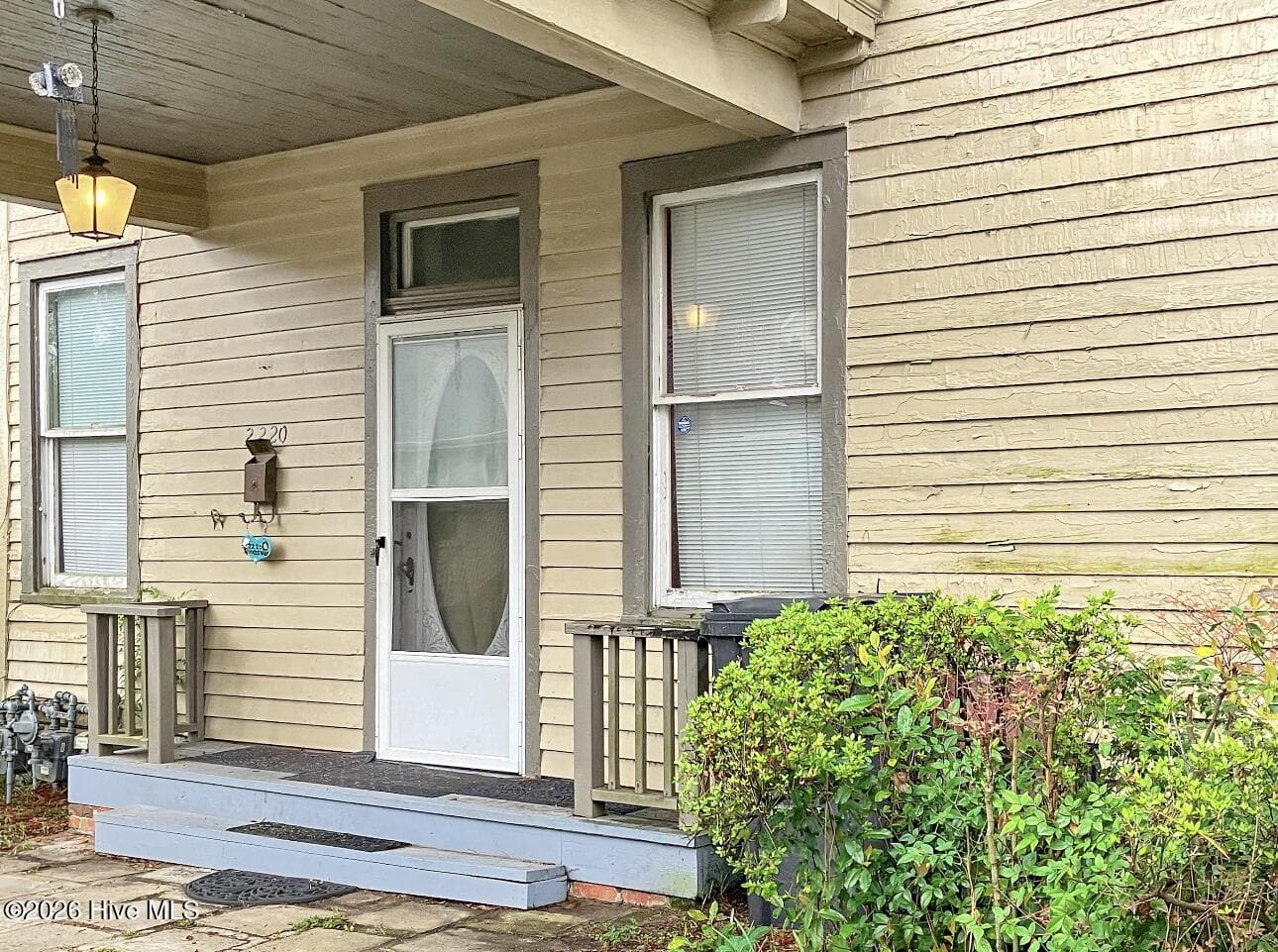Triplex at 2220 Queens Way, Augusta, GA 30904, photo 2 of 12