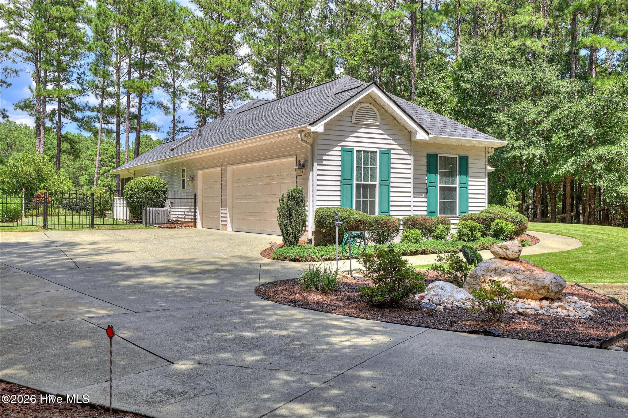 202 Bush Court, McCormick, SC 29835