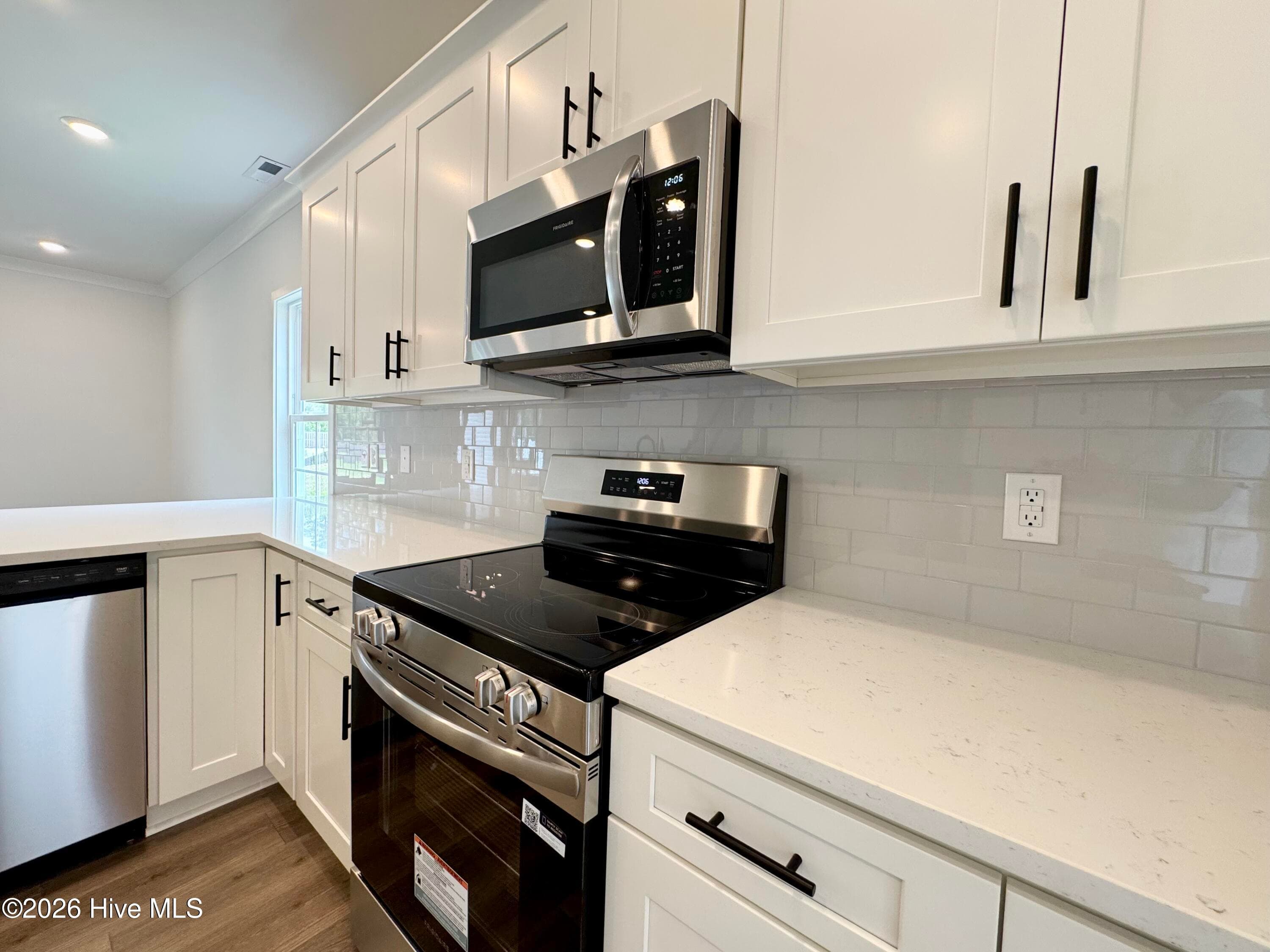 Townhouse at 555 Timbercrest Circle SE, Bolivia, NC 28422, photo 29 of 80