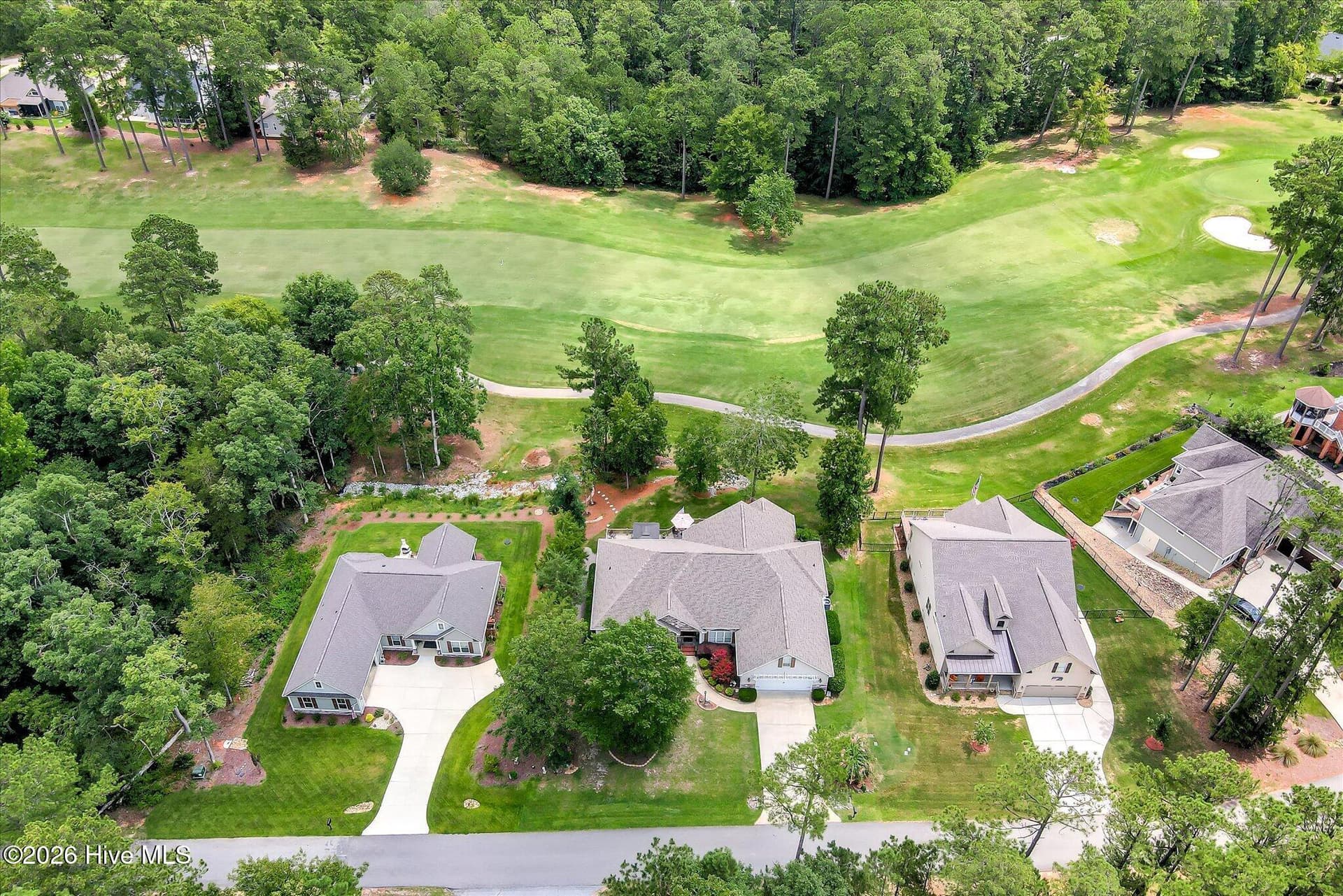 Single Family Residence at 275 Fairway Drive, McCormick, SC 29835, photo 2 of 5