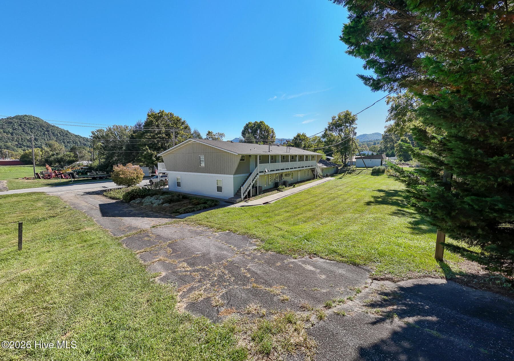 Business at 140 Ford Street, Robbinsville, NC 28771, photo 18 of 77