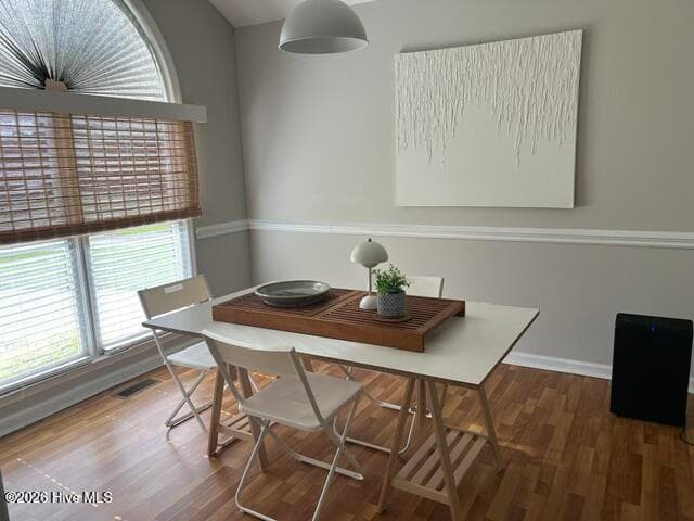 Single Family Residence at 3650 Hanover Drive, Hope Mills, NC 28348, photo 6 of 37