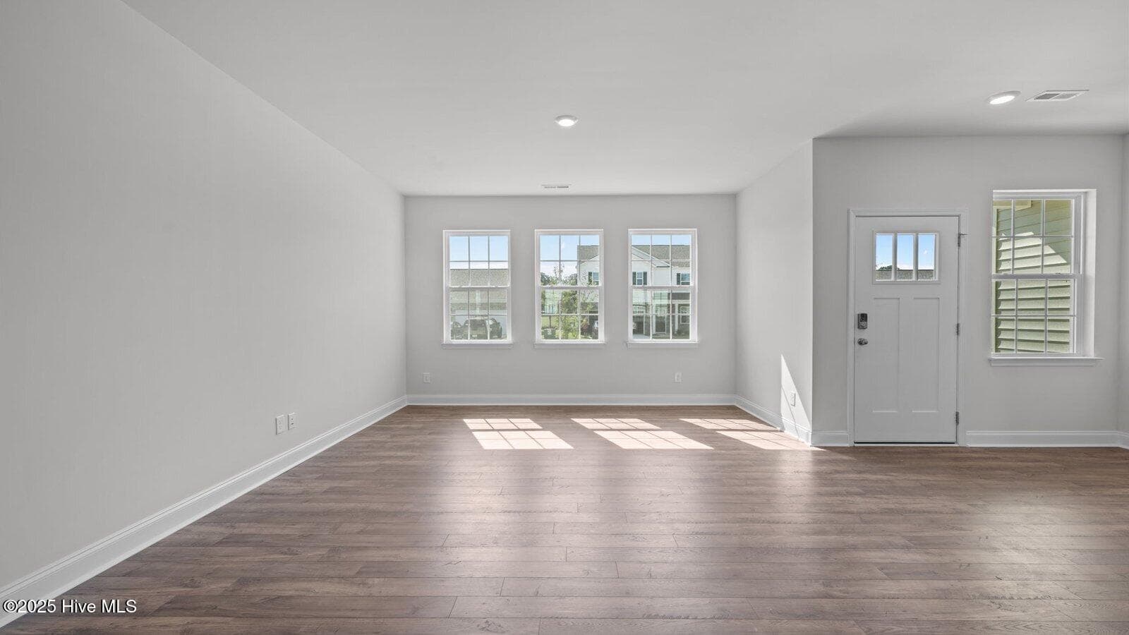 262 Lake Tyler Drive, New Bern, NC 28560